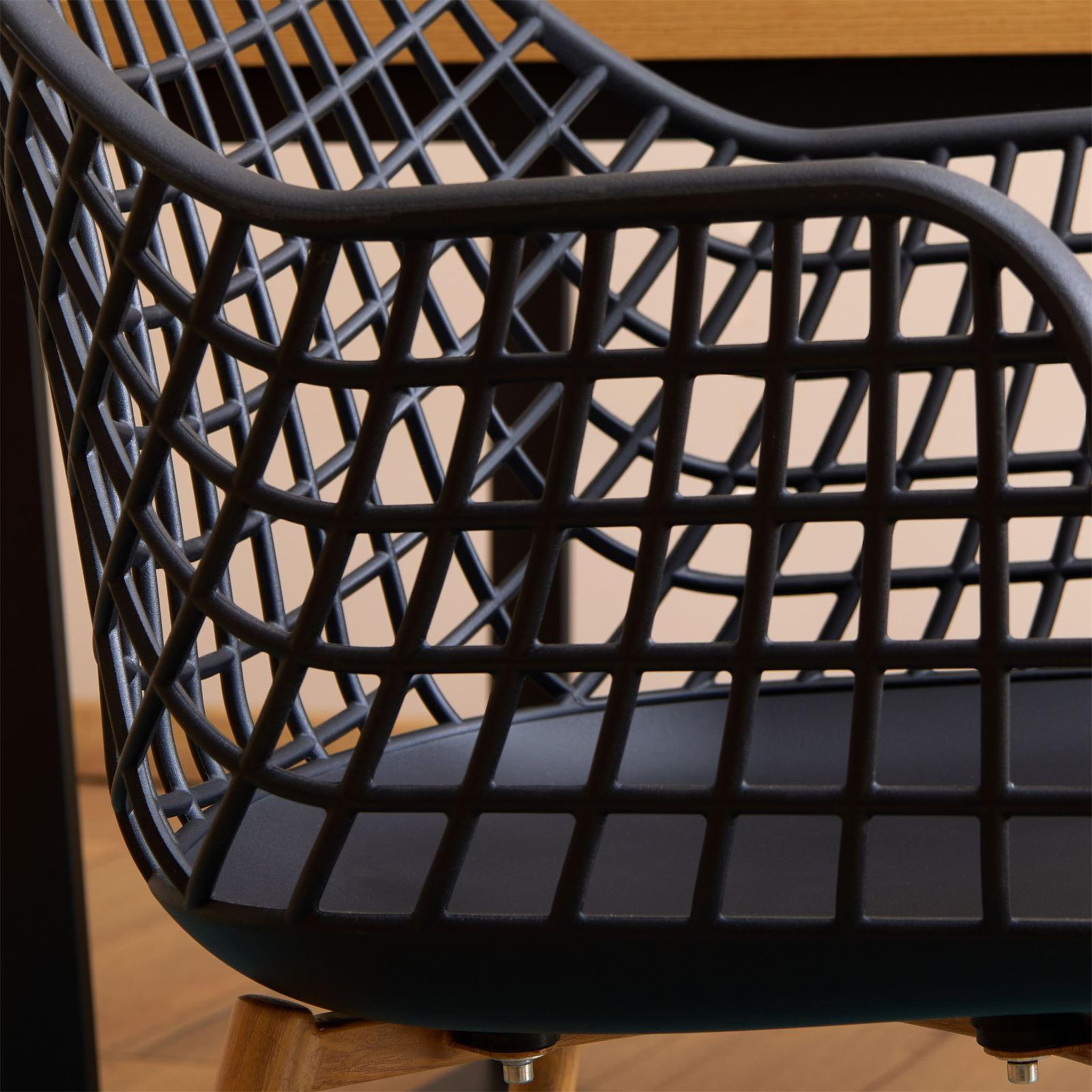 Voir la diapositive 5 : IDIMEX Lot de 4 chaises LUCIA, en plastique