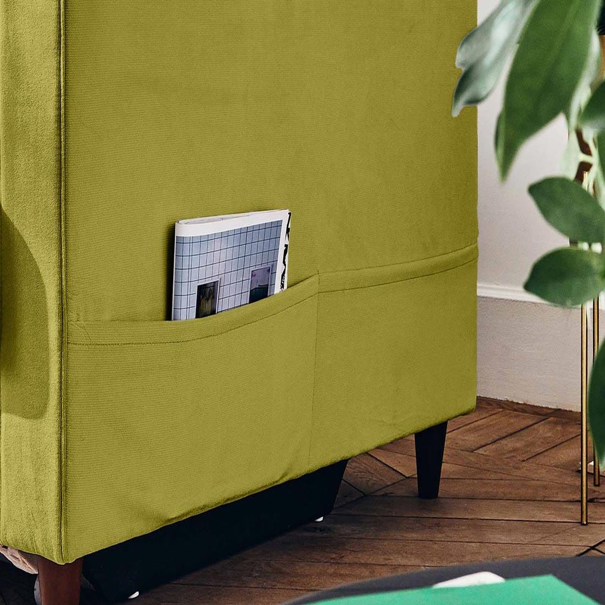 Voir la diapositive 3 : BEST MOBILIER Anna - canapé droit 3 places convertible avec poche en velours