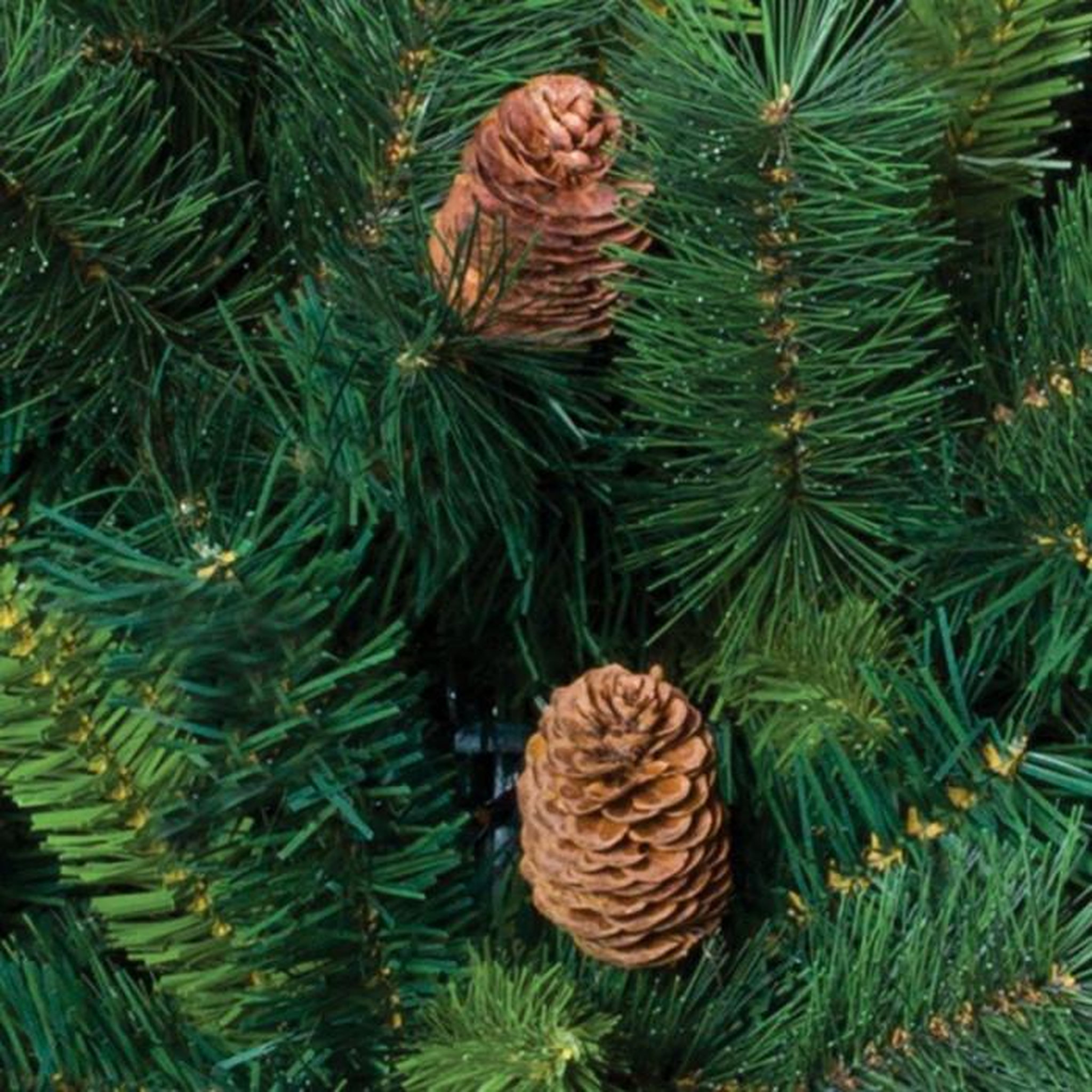 Voir la diapositive 2 : FEERIC LIGHT & CHRISTMAS Sapin de Noël  Royal Majestic  210cm Vert