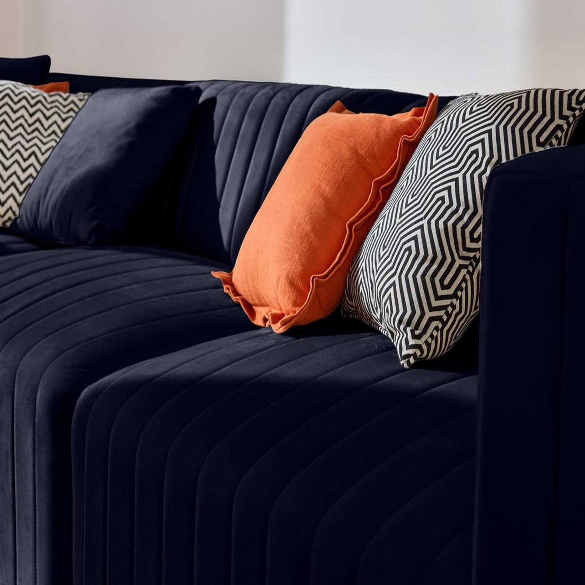 Voir la diapositive 4 : BEST MOBILIER Nova - canapé modulable 3 places - en velours