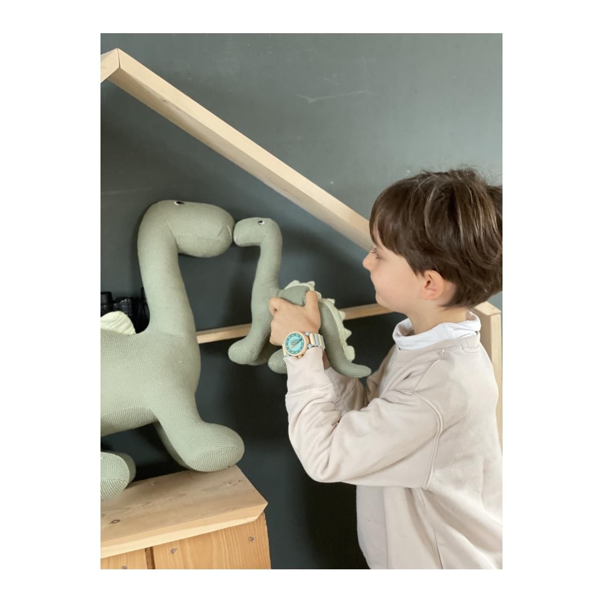 EGMONT TOYS Peluche Victor petit dinosaure