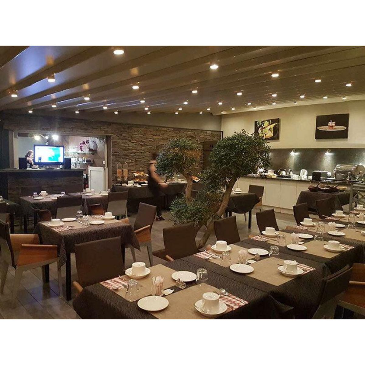 Smartbox 2 jours en hôtel 4* avec dîner et accès au spa à Perpignan - Coffret Cadeau Séjour