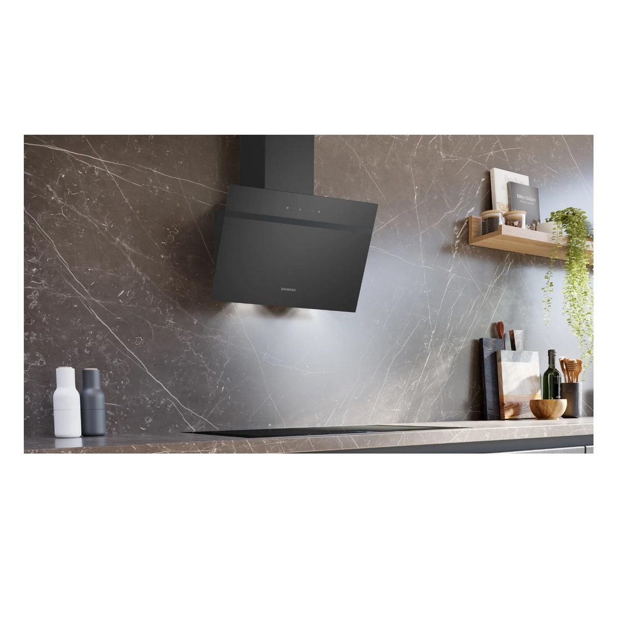 Voir la diapositive 3 : Siemens Hotte décorative inclinée 60cm 550m3/h noir - lc65kdk60