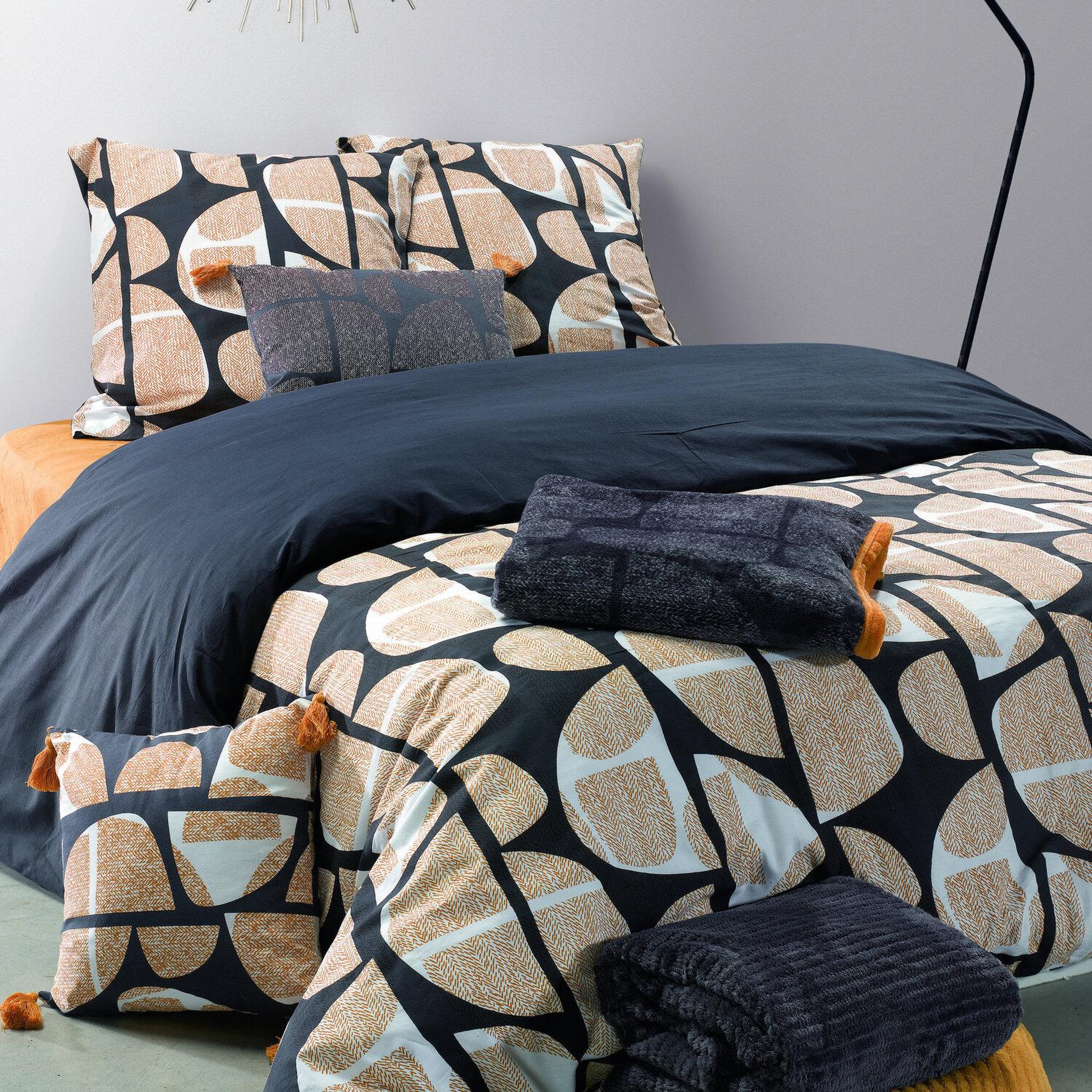 Voir la diapositive 2 : Les Ateliers du Linge Coussin imprimé polycoton nobaly réversible déhoussable