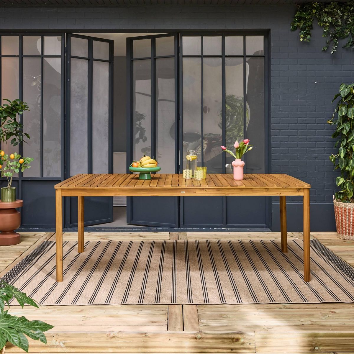 SWEEEK Table de jardin SENORA acacia avec coins arrondis, 10 places, 200 x 100 x 75 cm