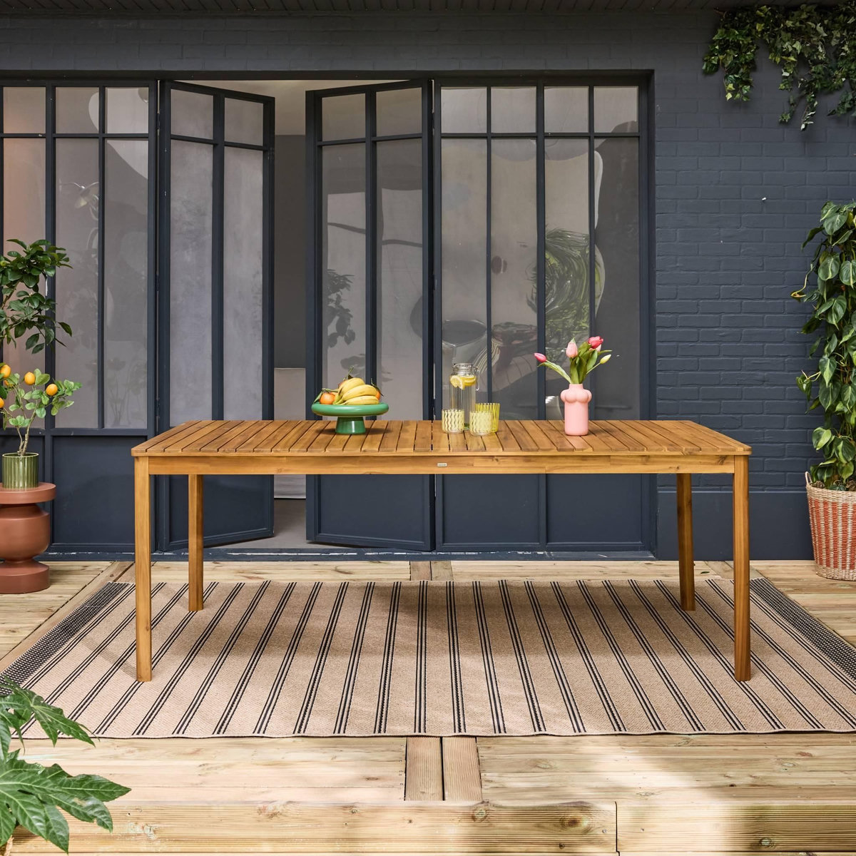 SWEEEK Table de jardin SENORA acacia avec coins arrondis, 10 places, 200 x 100 x 75 cm