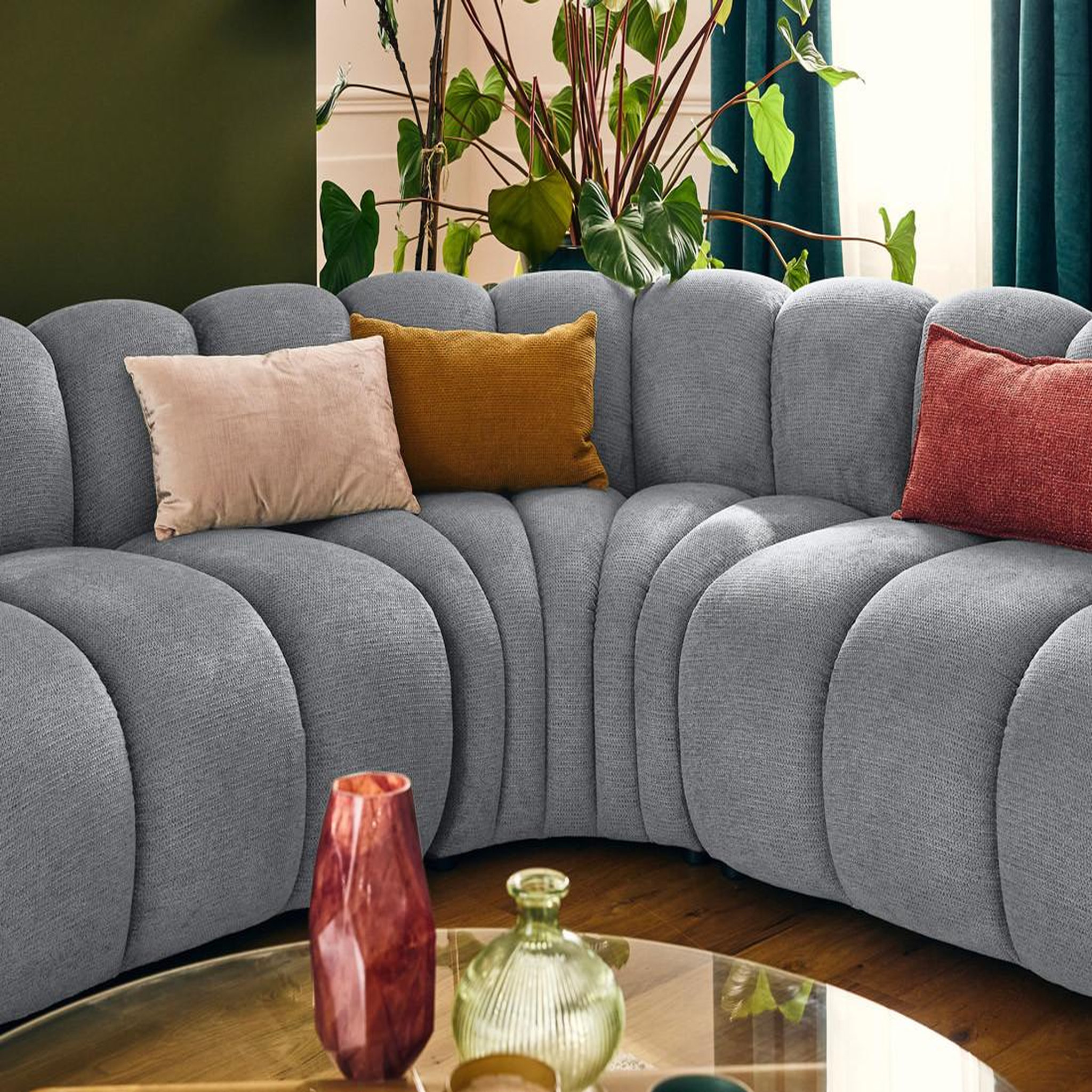 Voir la diapositive 2 : LISA DESIGN Debbie - module d'angle réversible en tissu texturé