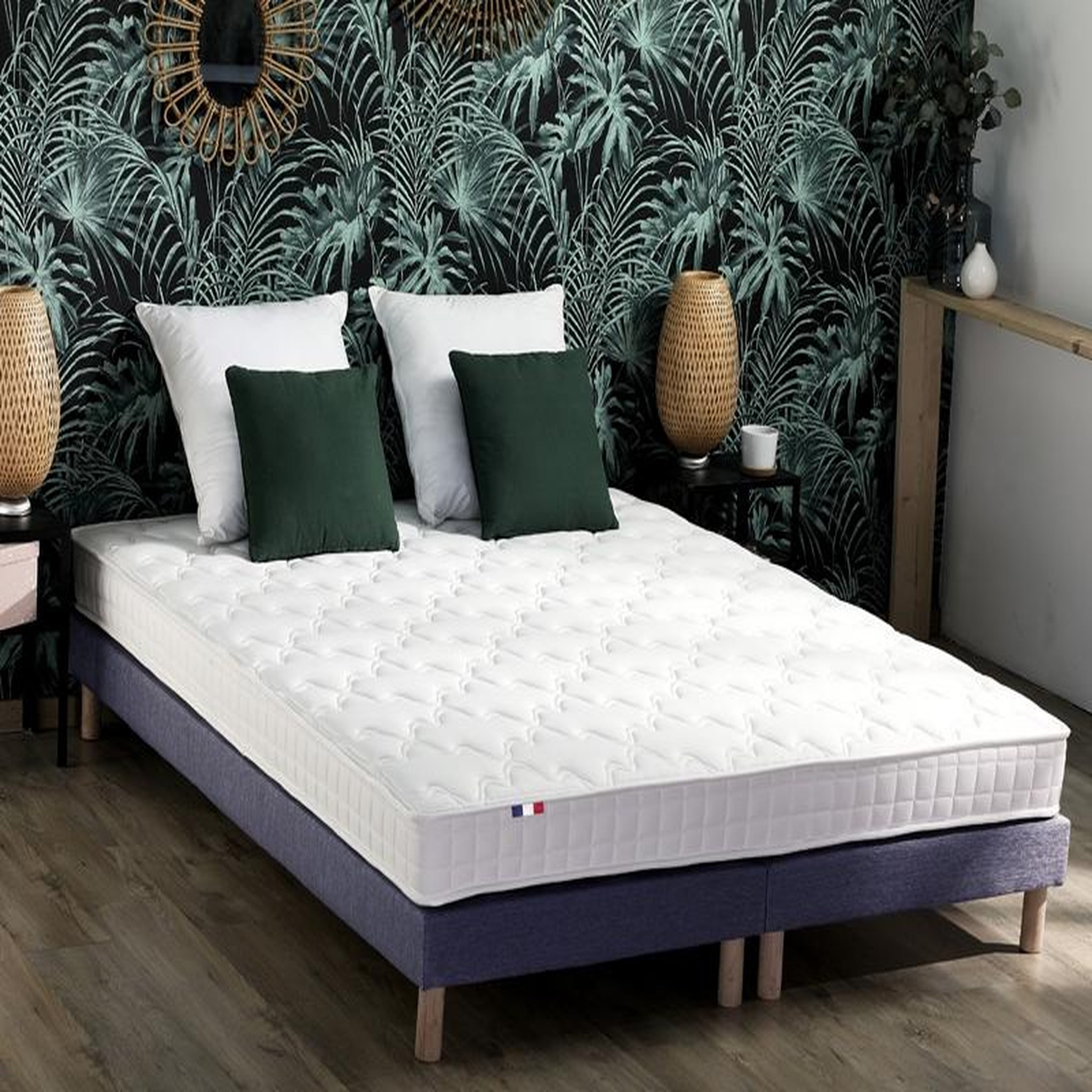 Voir la diapositive 1 : Matelas mousse accueil mémoire de forme 160x200 cm LOUISE