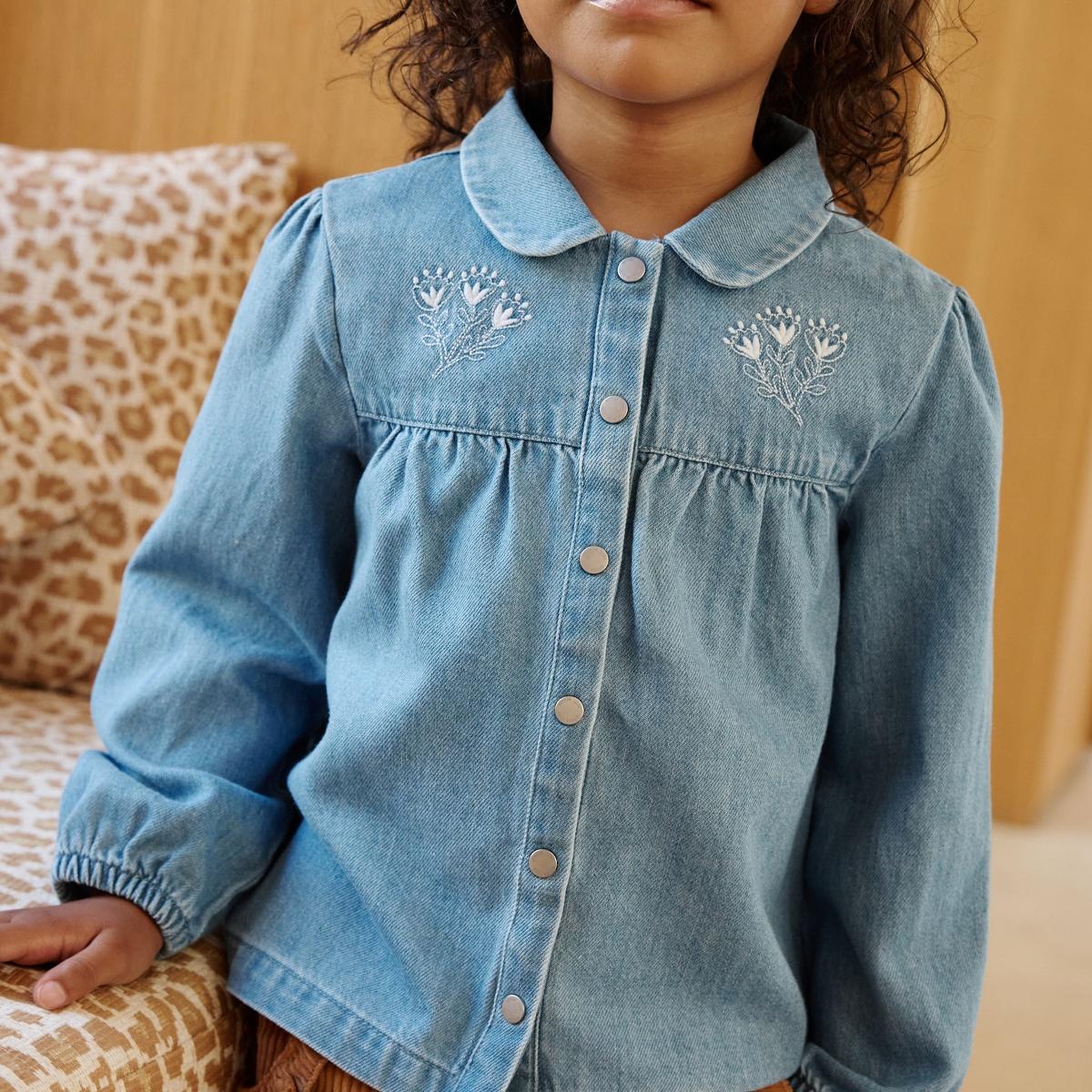 Voir la diapositive 5 : PETIT BEGUIN Blouse enfant en jean cléo