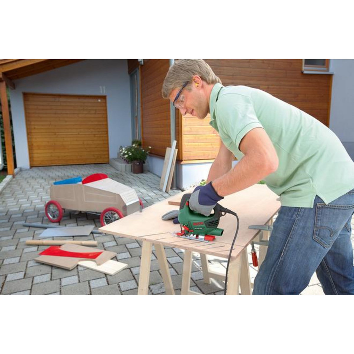 BOSCH Scie sauteuse PST 800 PEL coffret