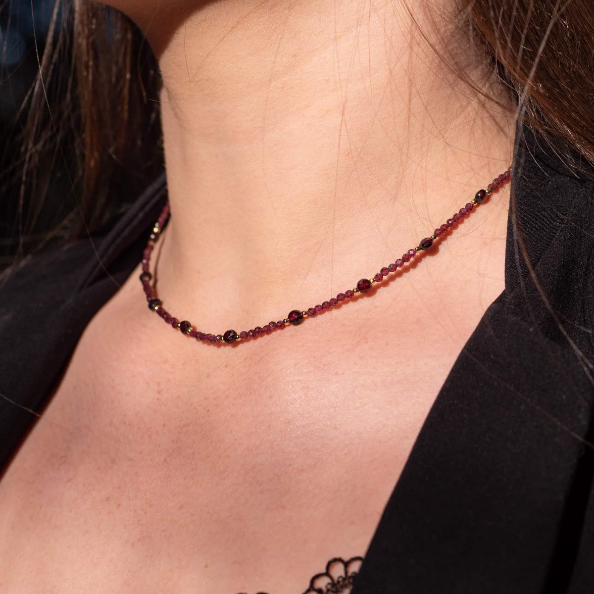 SLOYA Collier Paloma en pierres Grenat