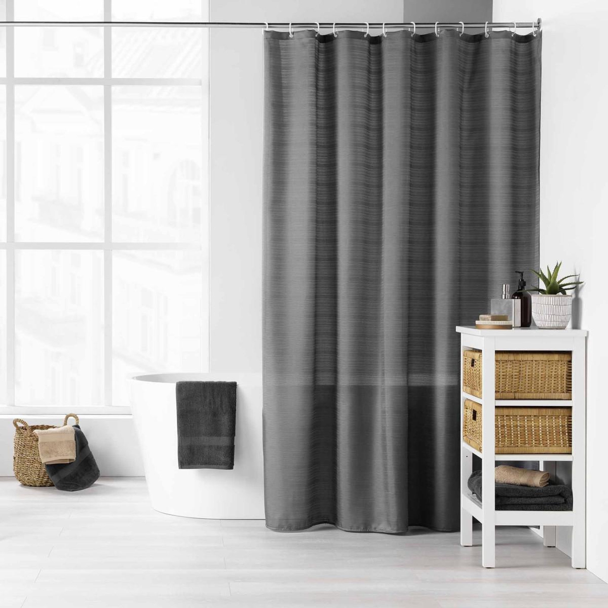 Voir la diapositive 4 : Douceur d'Intérieur Rideau de douche uni  yaline  180x200cm anthracite