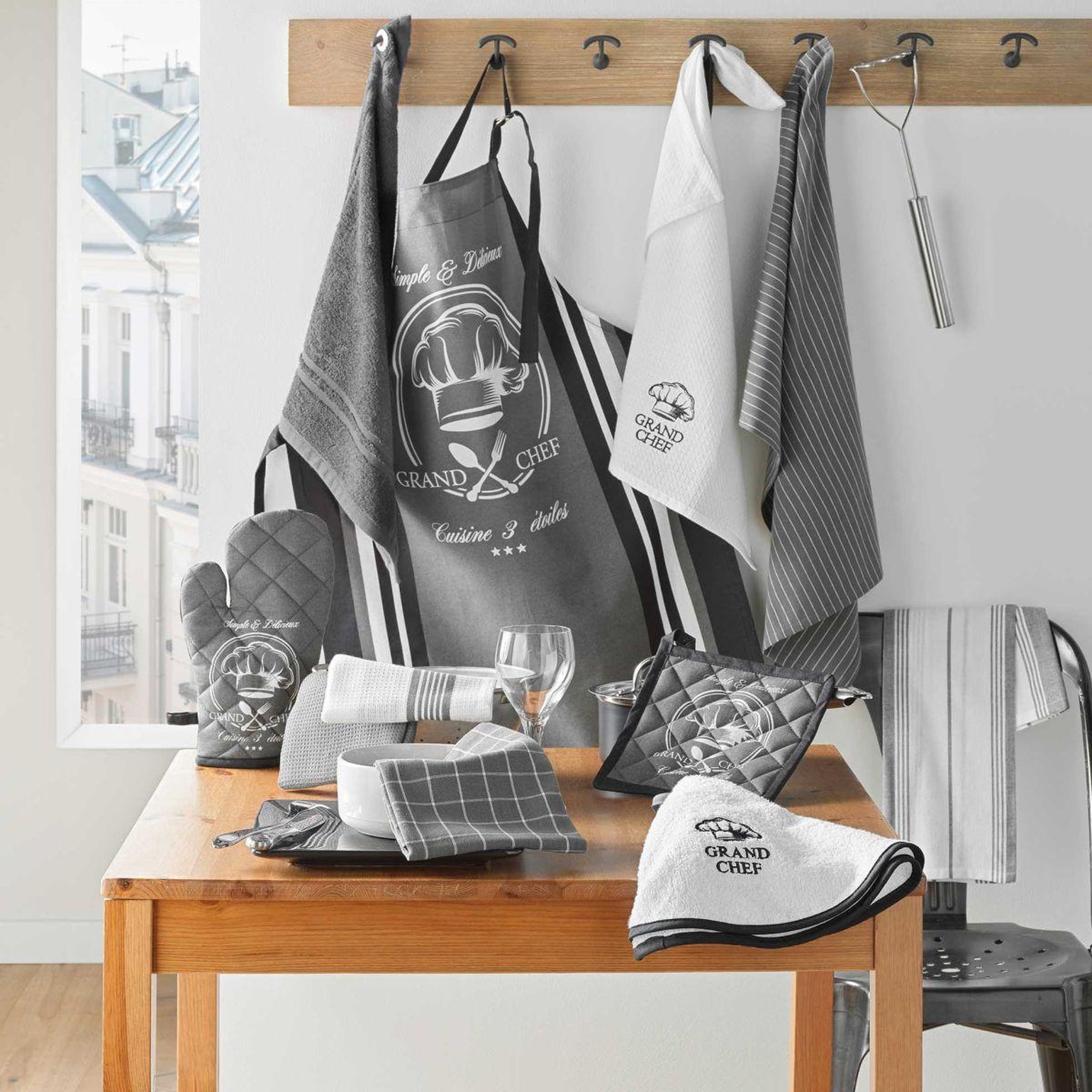 Voir la diapositive 3 : Douceur d'Intérieur Gant de cuisine à pince  grand chef  24cm gris
