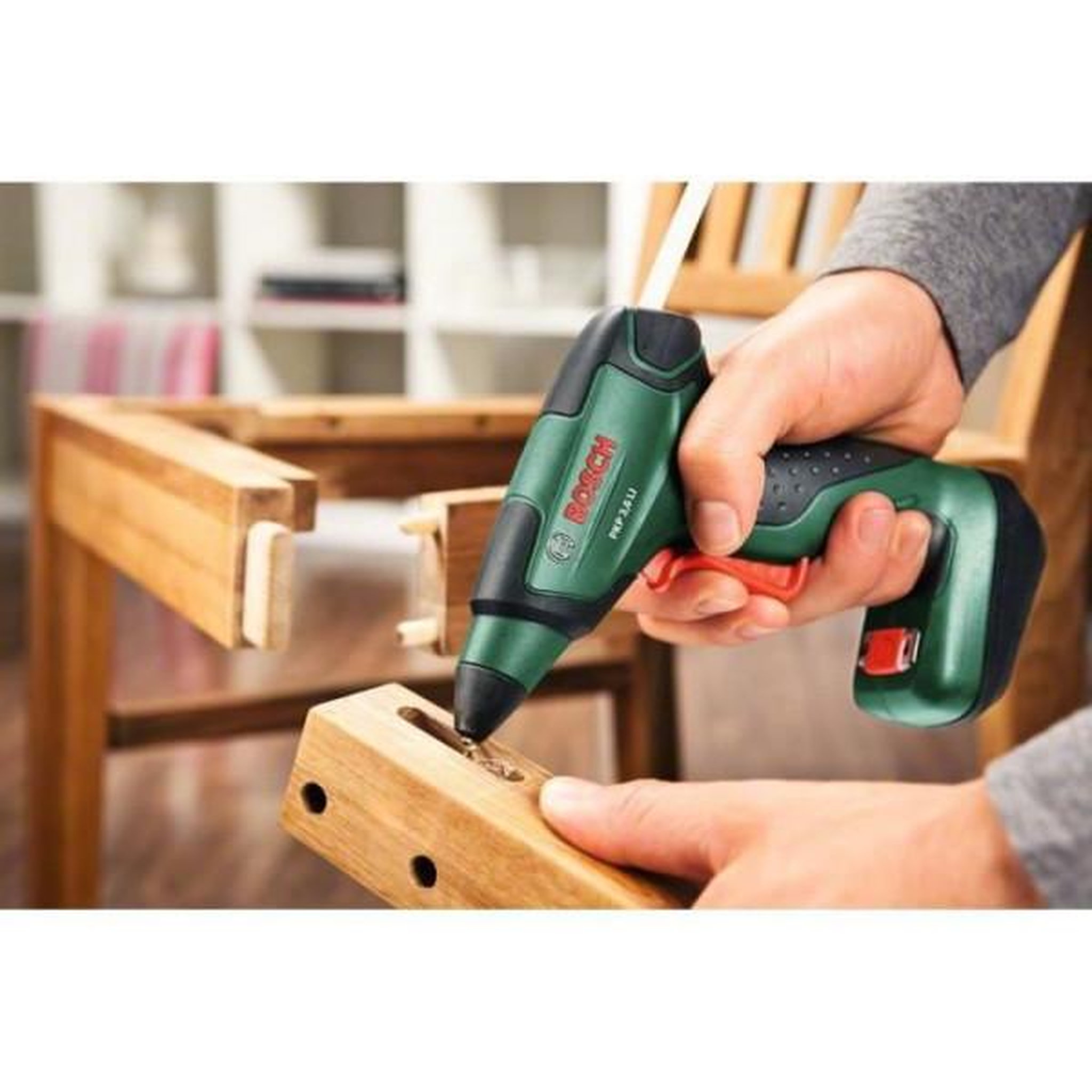 Voir la diapositive 4 : BOSCH Pistolet a colle sans fil Bosch - PKP 3,6 LI - Batterie Bosch Power for ALL 18V - Temps de chauffe 15s