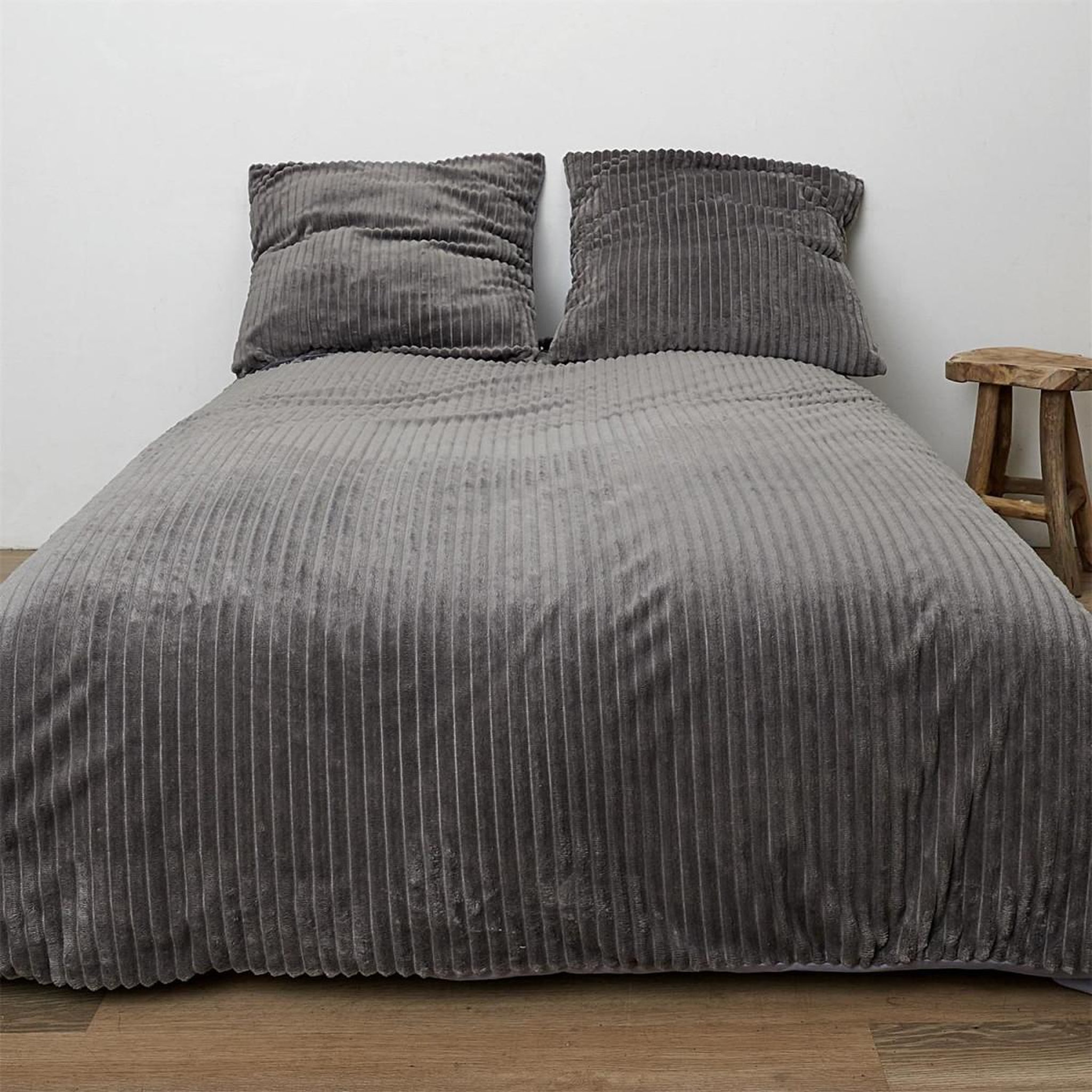 The Home Deco Factory Parure de lit 3 pièces  douceur  240x220cm gris