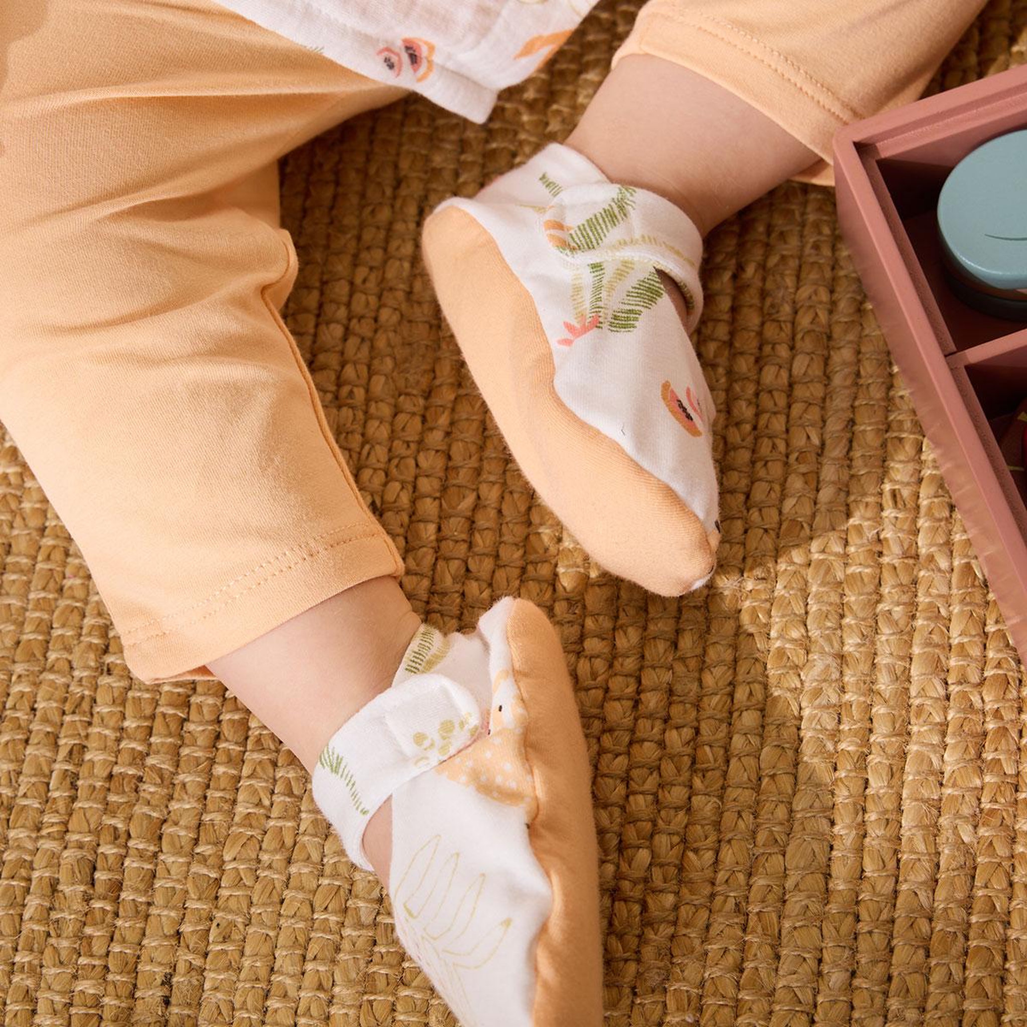 Voir la diapositive 3 : Petit Béguin Chaussons bébé sierra