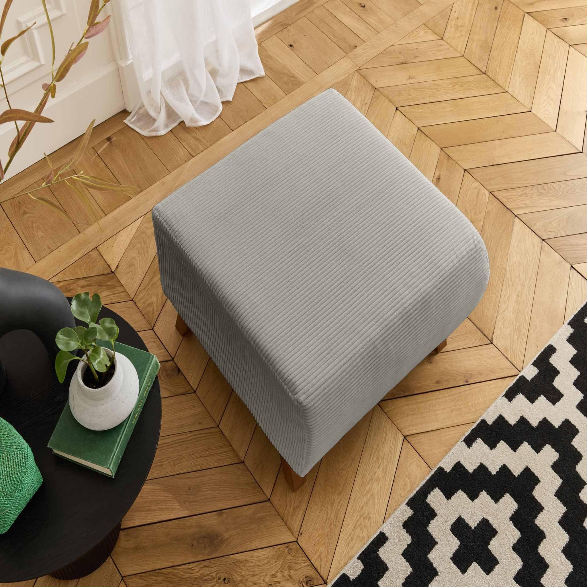 Voir la diapositive 4 : BEST MOBILIER Cristal - pouf modulable - 65 cm - en velours côtelé