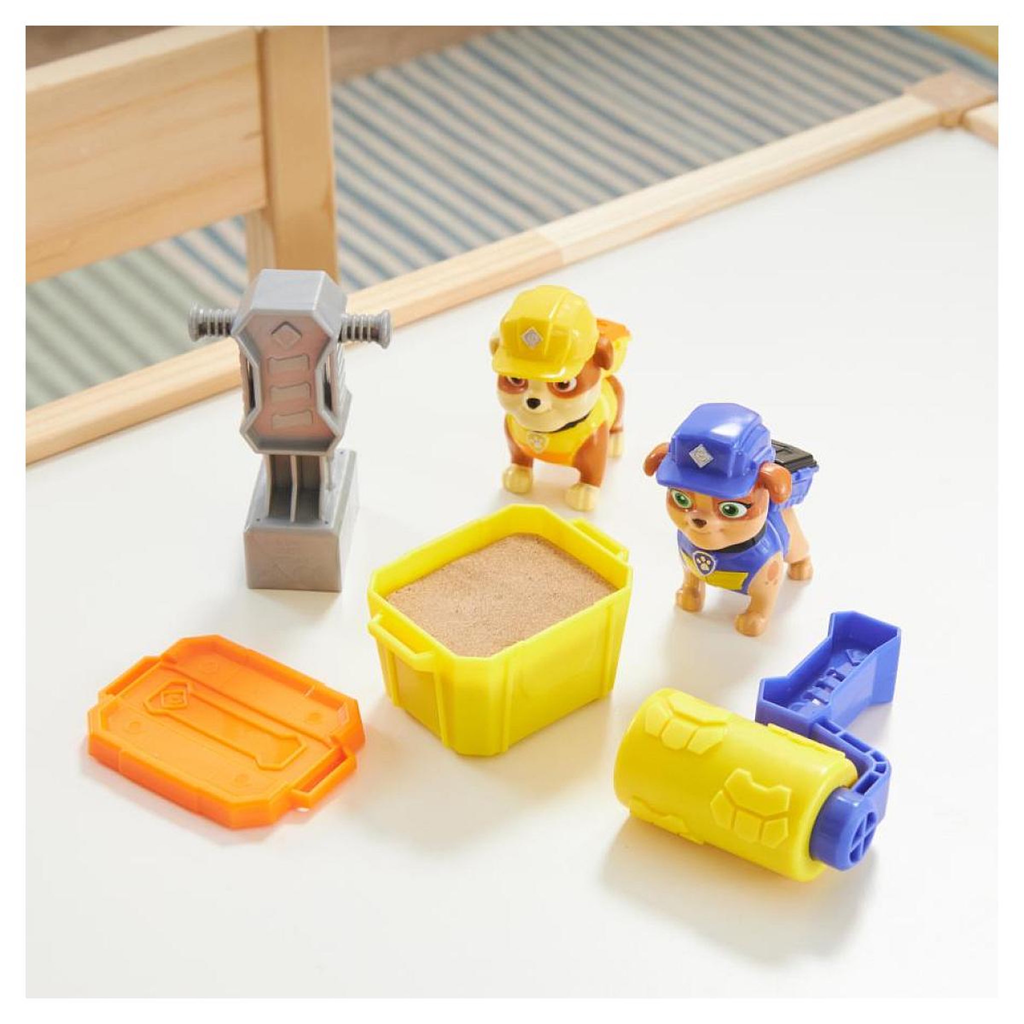 Voir la diapositive 5 : SpinMaster Pack de 2 figurines ruben/mix + accessoires ruben  and  compagnie