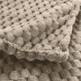 Voir la diapositive 2 : Paris Prix Plaid Flanelle en Relief  Mini Frosty  125x150cm Taupe