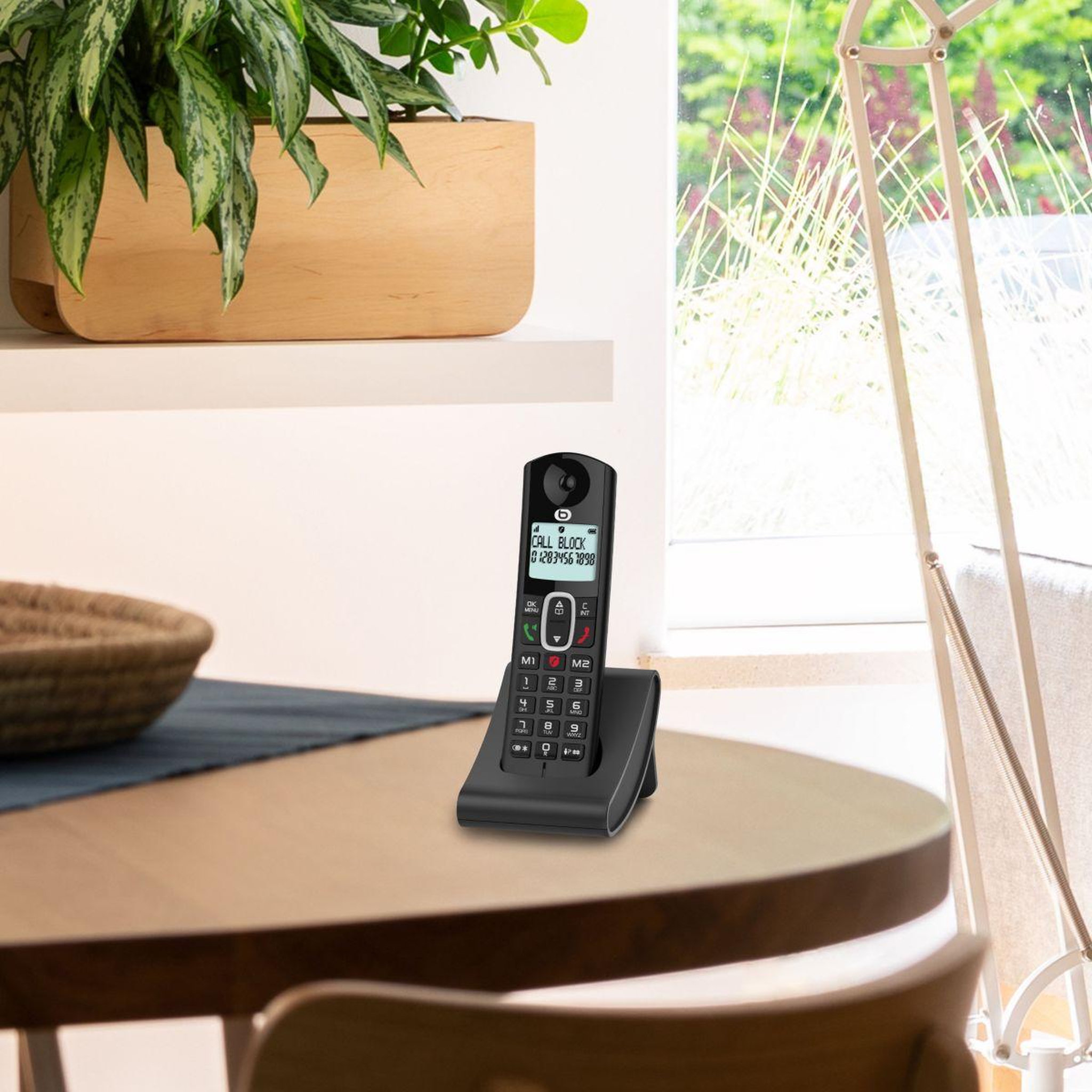 Voir la diapositive 3 : ESSENTIEL B Téléphone sans fil Tribu solo V3