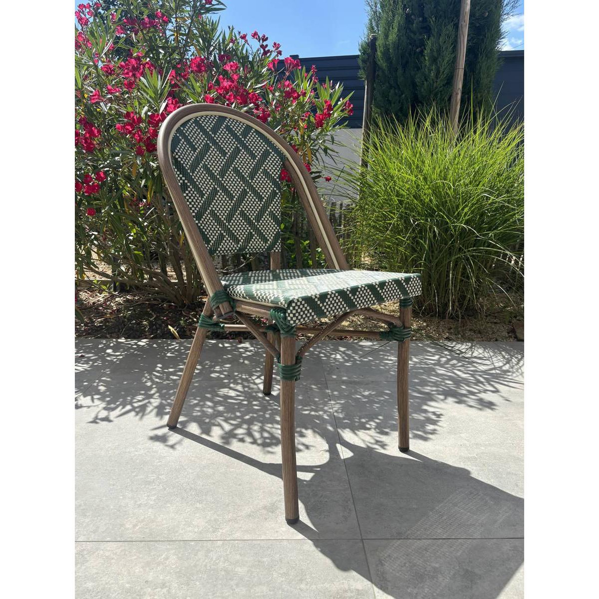 Voir la diapositive 5 : Paris Prix Lot de 2 chaises de jardin empilable  bistro  87cm vert