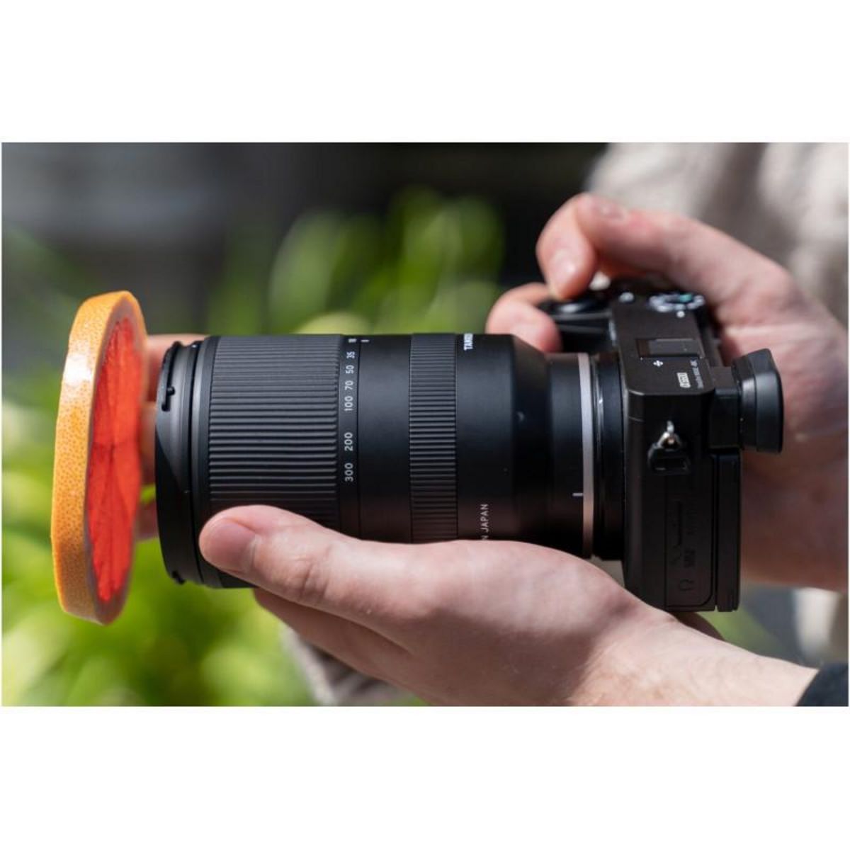 Tamron Objectif zoom Tamron. 18 300mm f 3.5 6.3 Di III A VC VXD pour Fuji XF