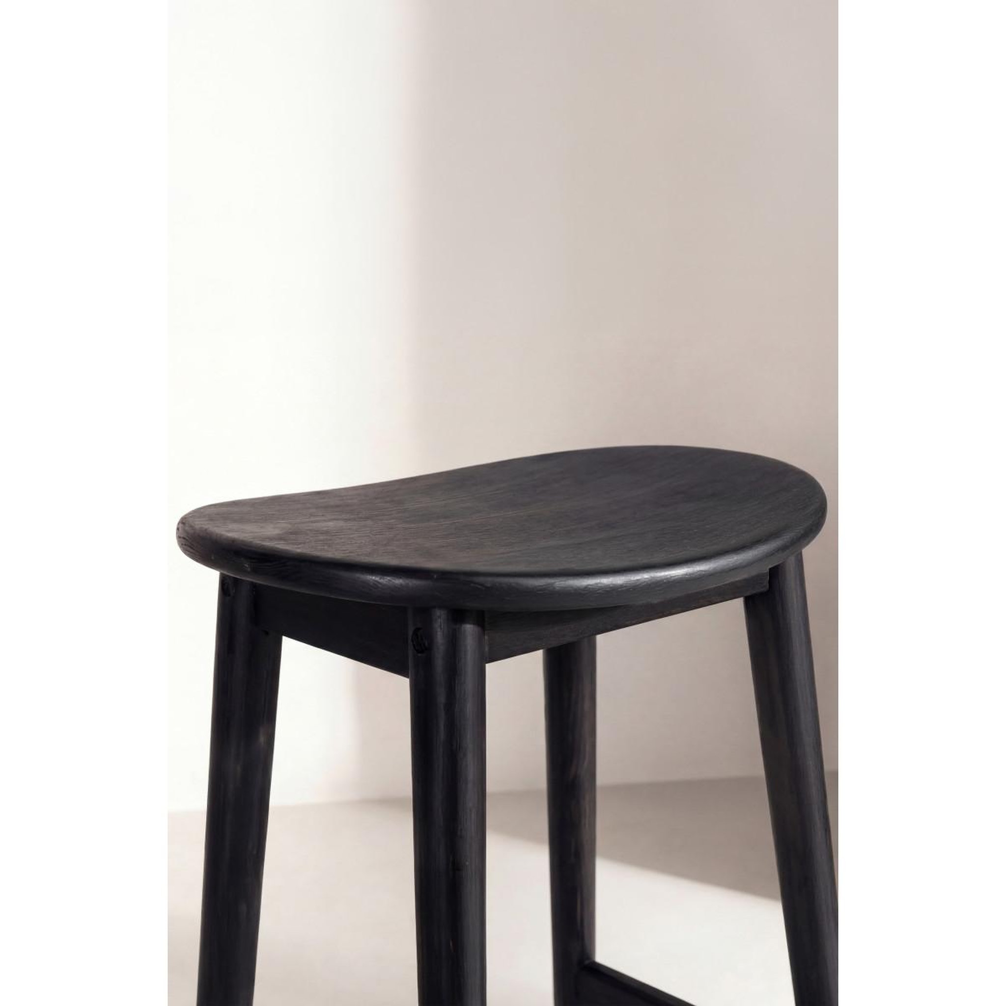 Voir la diapositive 5 : Paris Prix Tabouret de bar en bois  orust  77cm noir