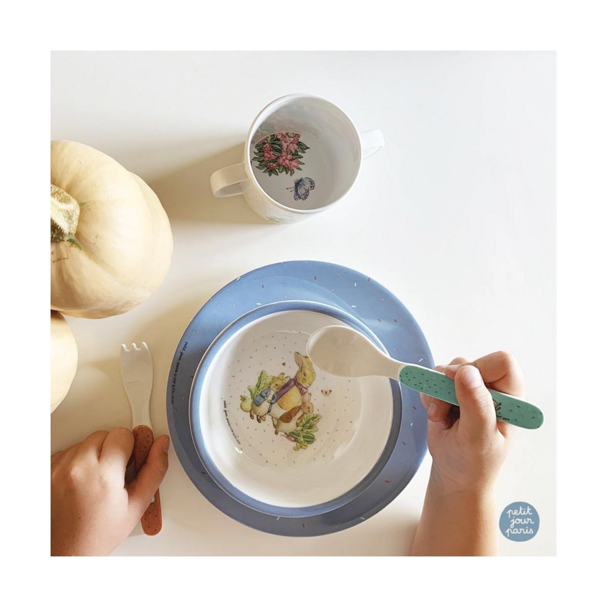 Petit Jour Bol en melamine Pierre Lapin coloris bleu