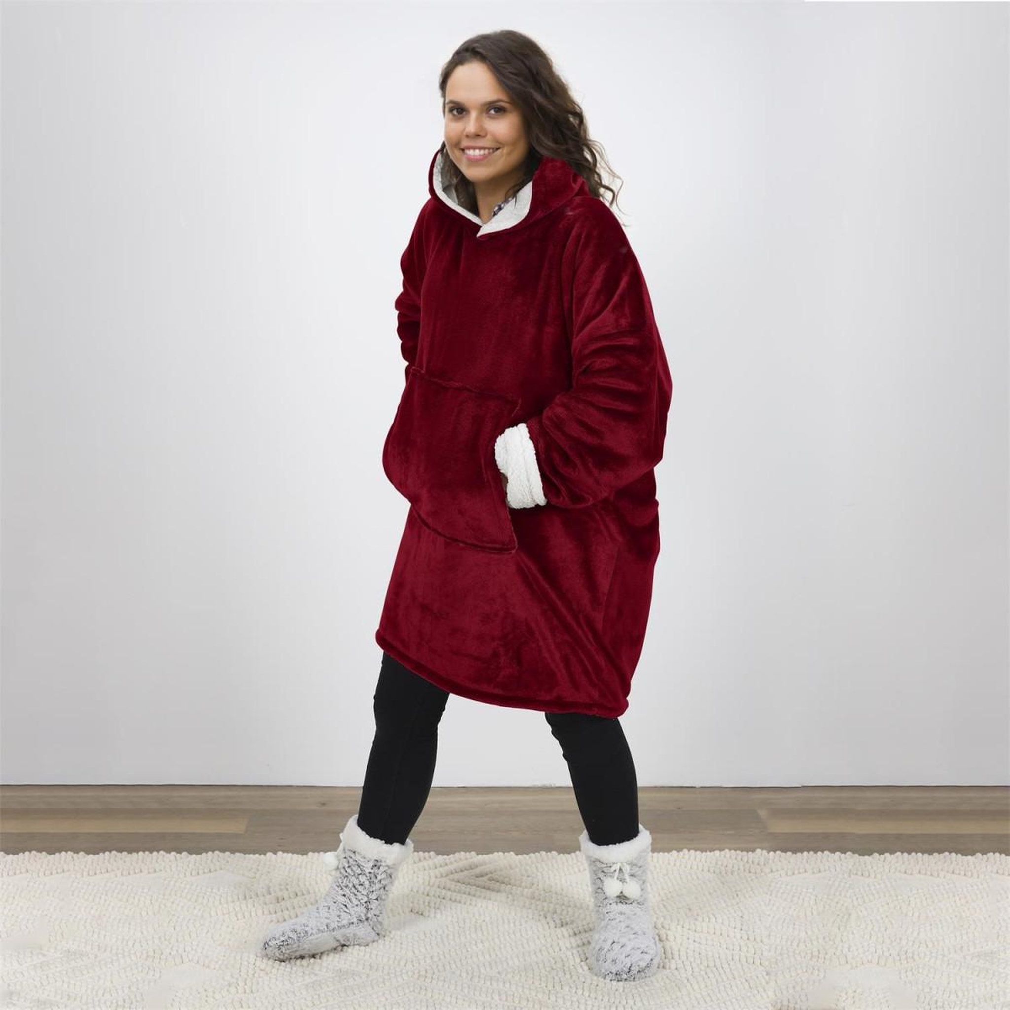 Voir la diapositive 6 : The Home Deco Factory Sweat à capuche  sherpa  85x118cm rouge