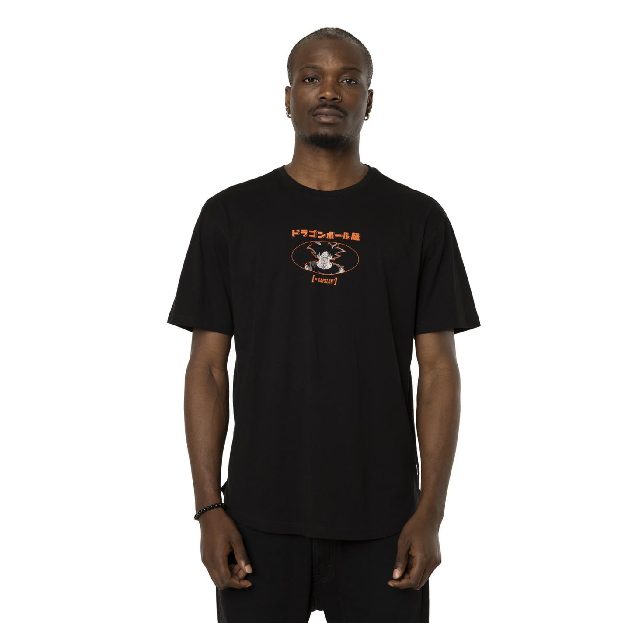 CAPSLAB T-shirt en coton homme confort avec print dragon ball super instinct. Coloris disponibles : Noir
