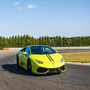 Voir la diapositive 2 : Smartbox Stage de pilotage multivolant : 2 tours en Lamborghini Huracán et 2 tours en Ferrari F8 sur le circuit de La Ferté-Gaucher - Coffret Cadeau Sport & Aventure