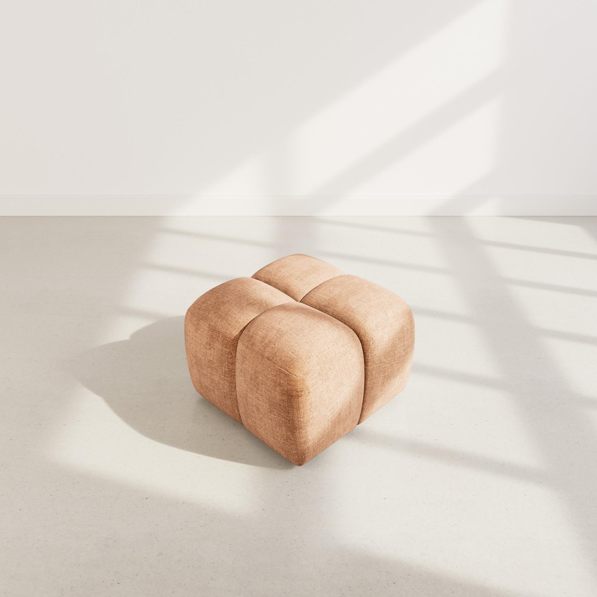 Voir la diapositive 3 : LISA DESIGN Grace - pouf en velours texturé