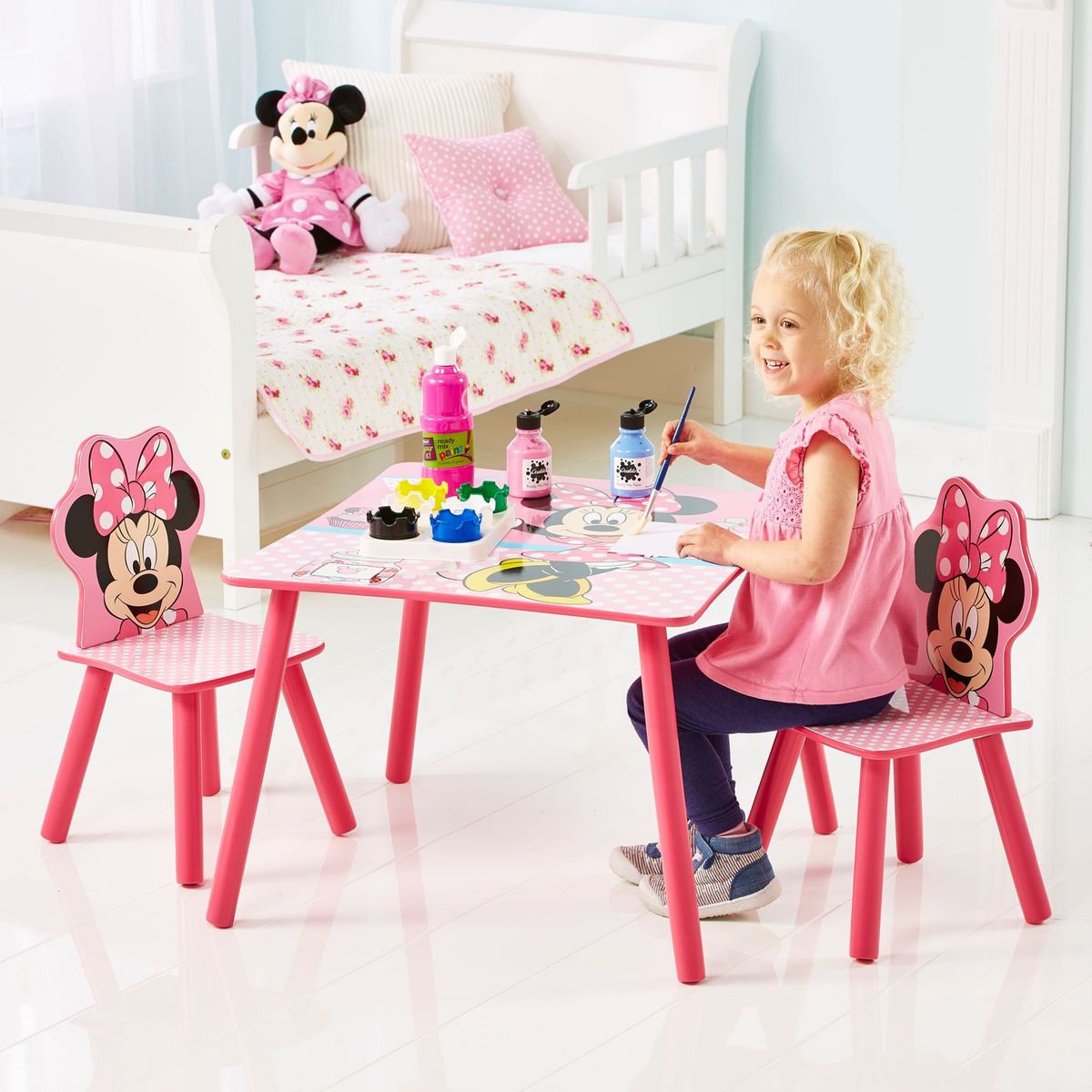 MINNIE Minnie Mouse - Ensemble table et 2 chaises pour enfants