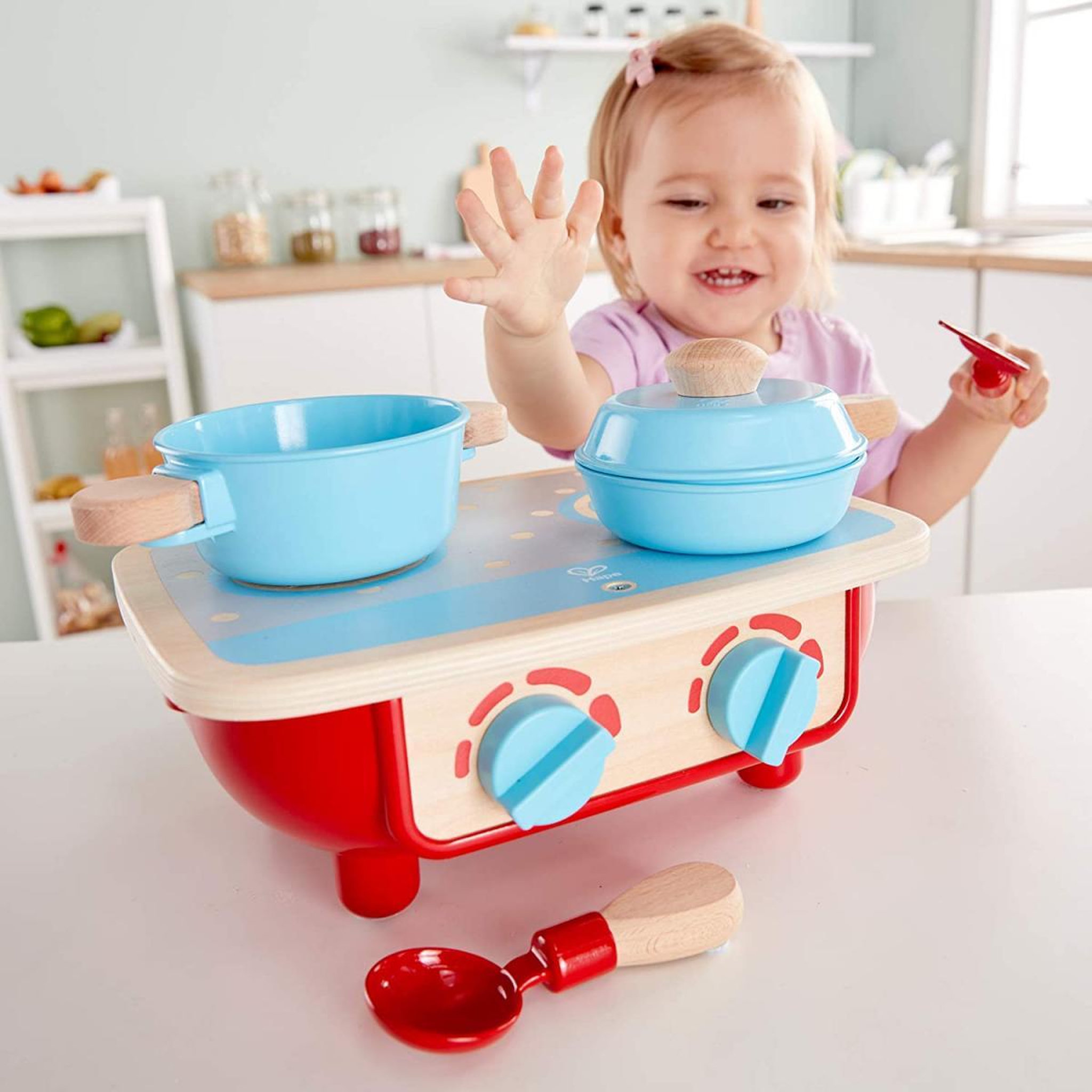 Voir la diapositive 2 : Hape Ma premiere cuisine en bois