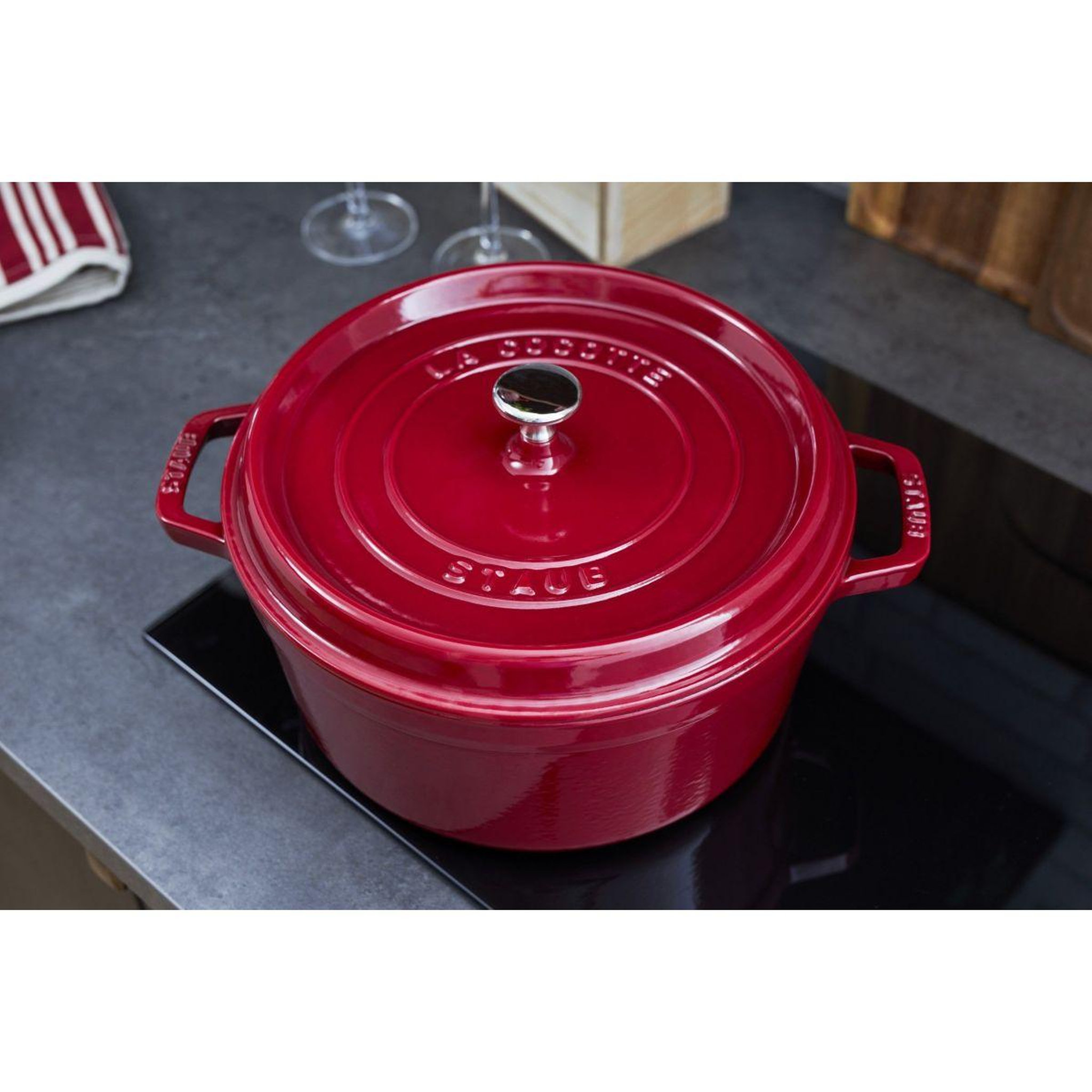 Voir la diapositive 4 : Staub Cocotte 24 cm Bordeaux