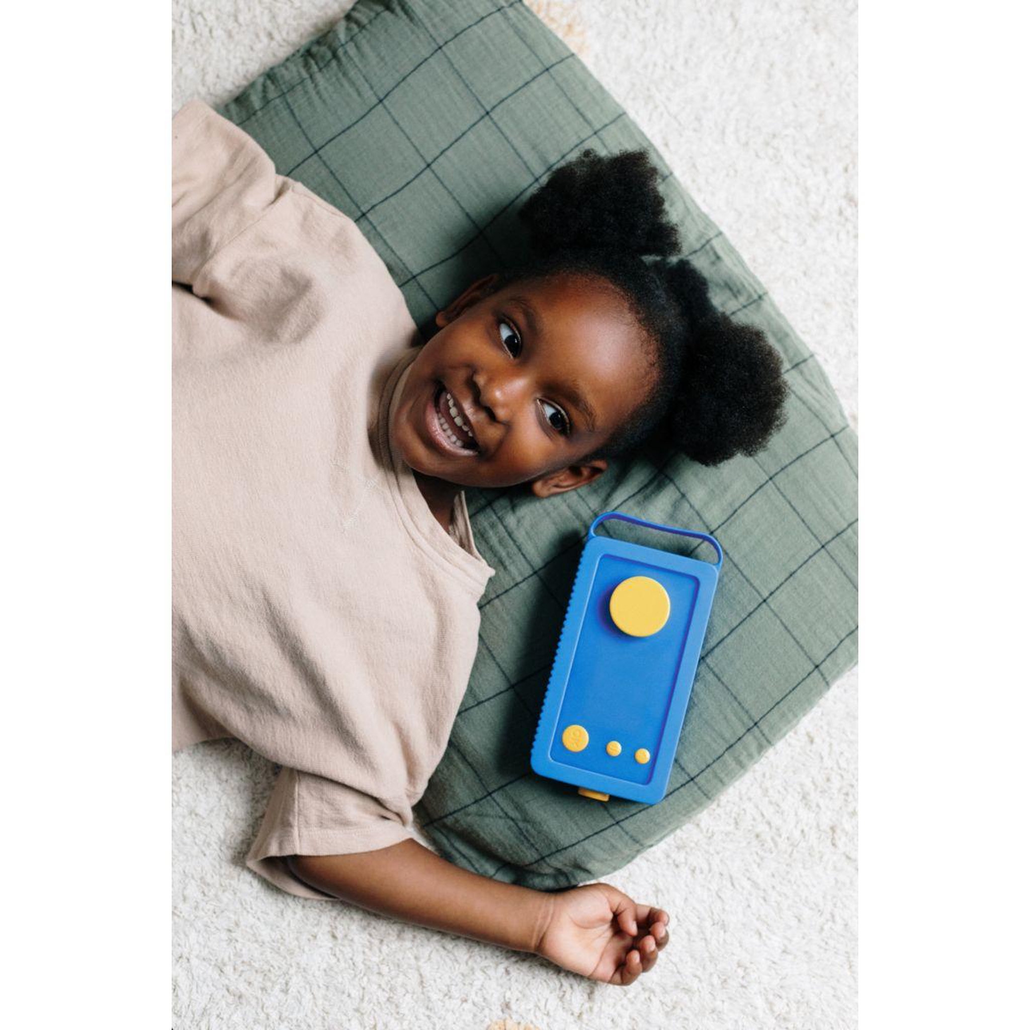 Voir la diapositive 2 : Lunii Coque de protection Odile Bleue pour FàH