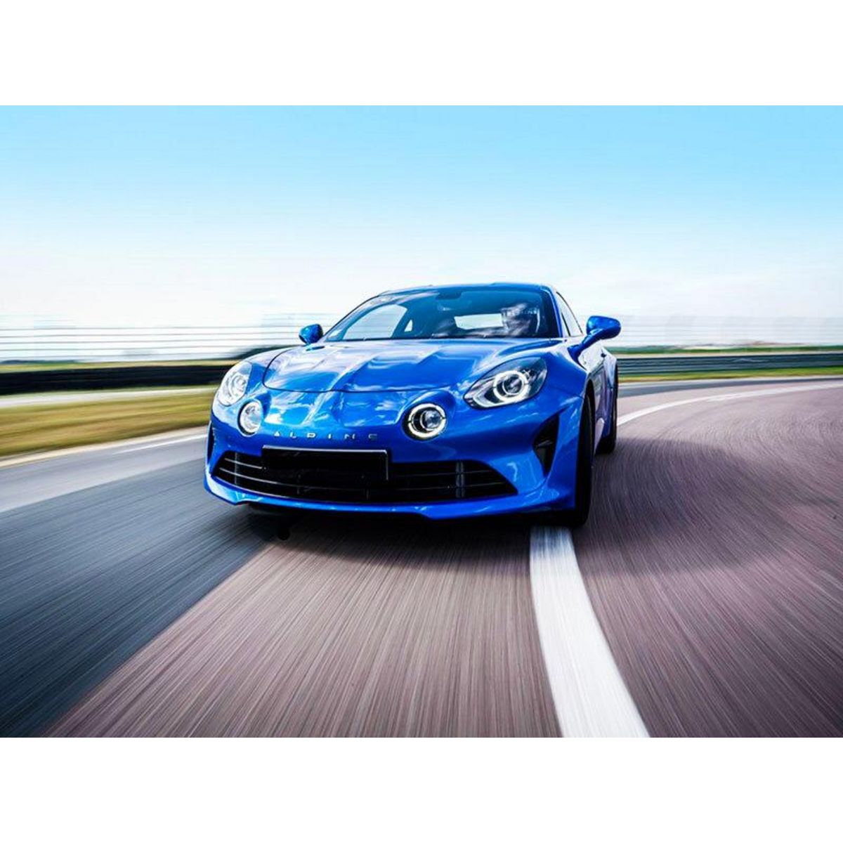 Smartbox Pilotage d'une Alpine A110 S sur 85 km de route près de Colmar - Coffret Cadeau Sport & Aventure