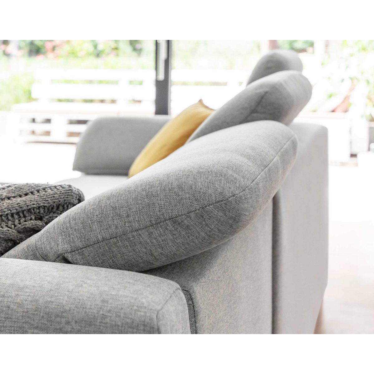 BEST MOBILIER Clever - canapé d'angle droit - 5 places - convertible avec coffre et têtières - en tissu