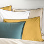 Voir la diapositive 3 : FUTURE HOME Lot de 2 taies d'oreiller unies en coton finition bourdon