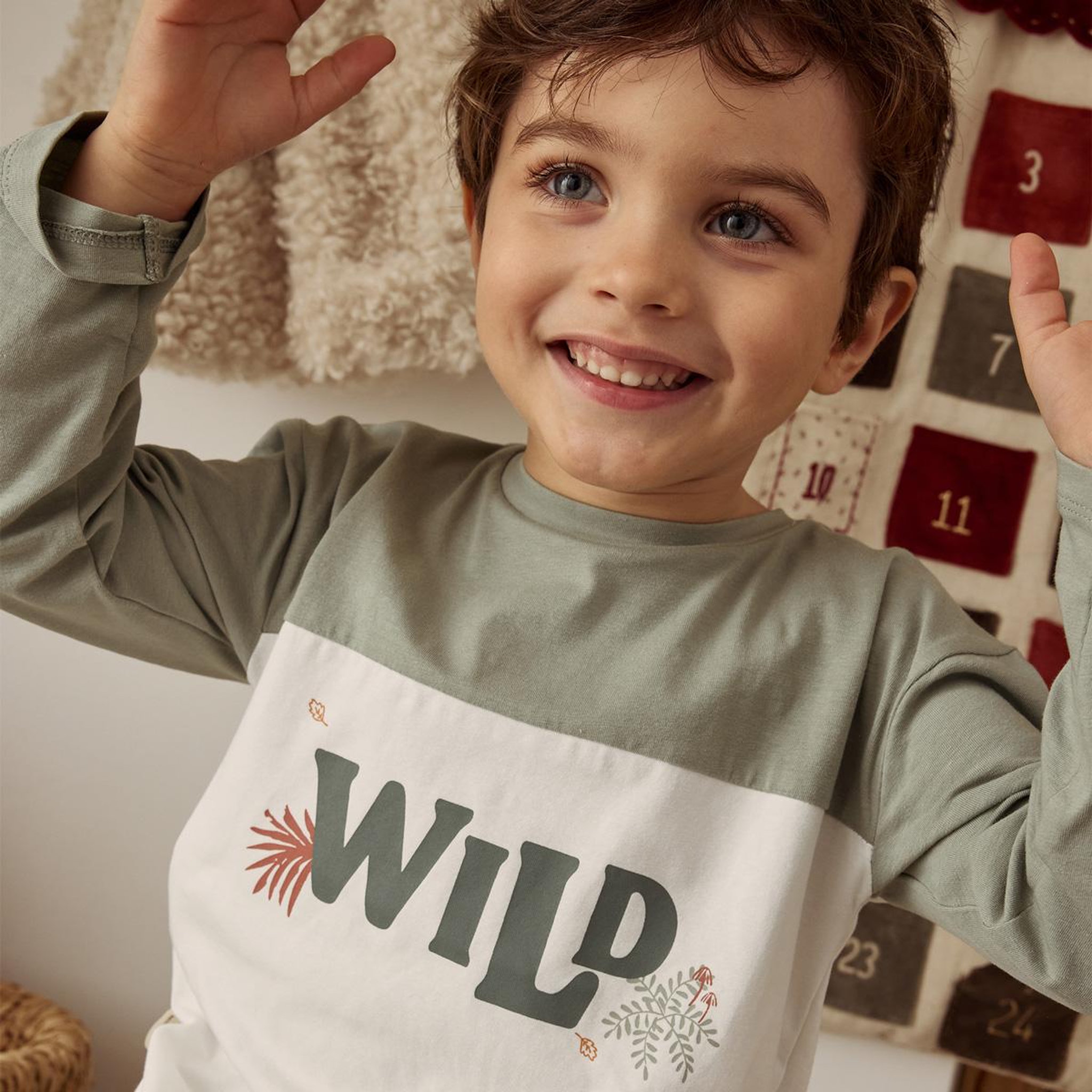 Voir la diapositive 4 : Petit Béguin T-shirt enfant Abou