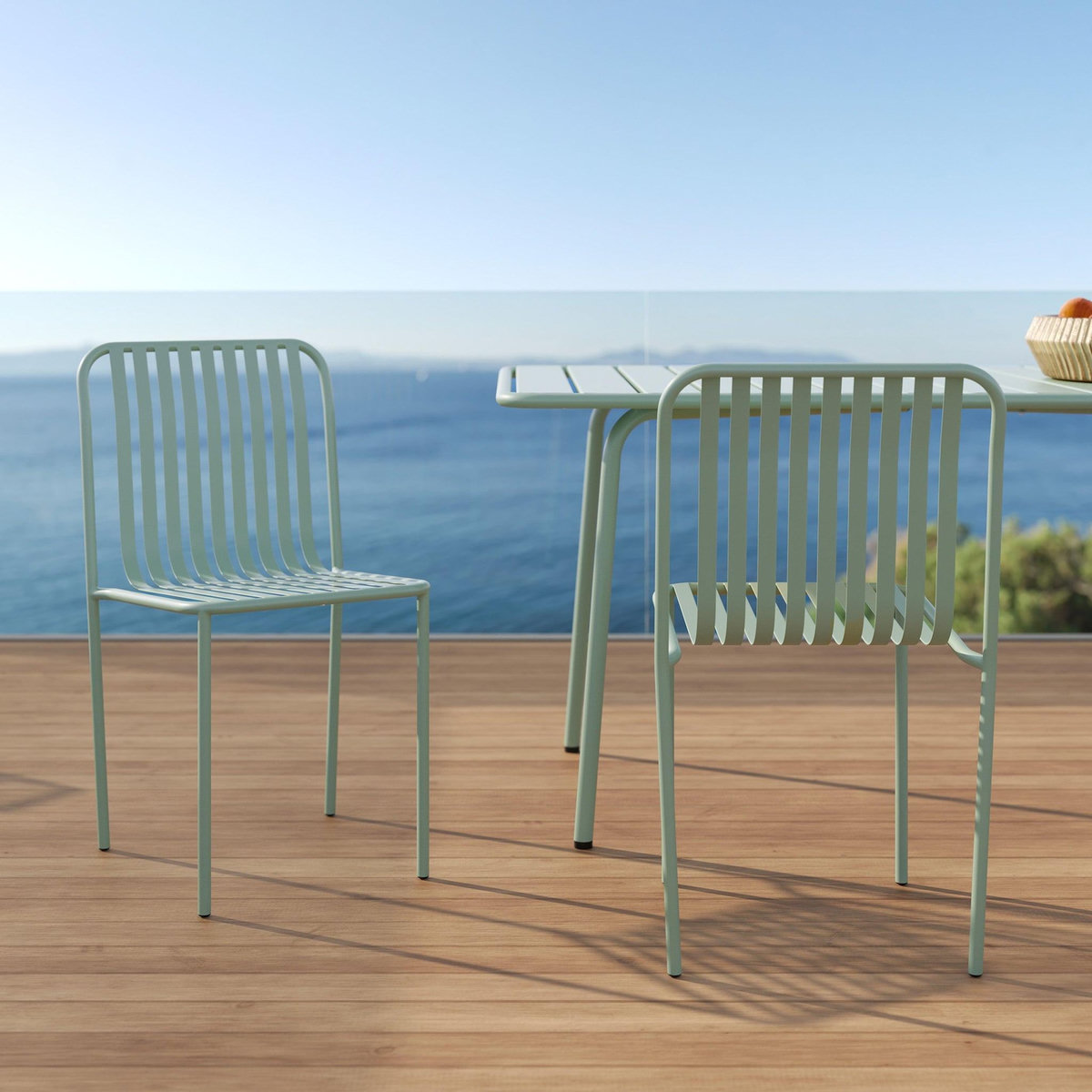 Rendez vous déco Lot de 2 chaises de jardin en métal vert clair-Yumi