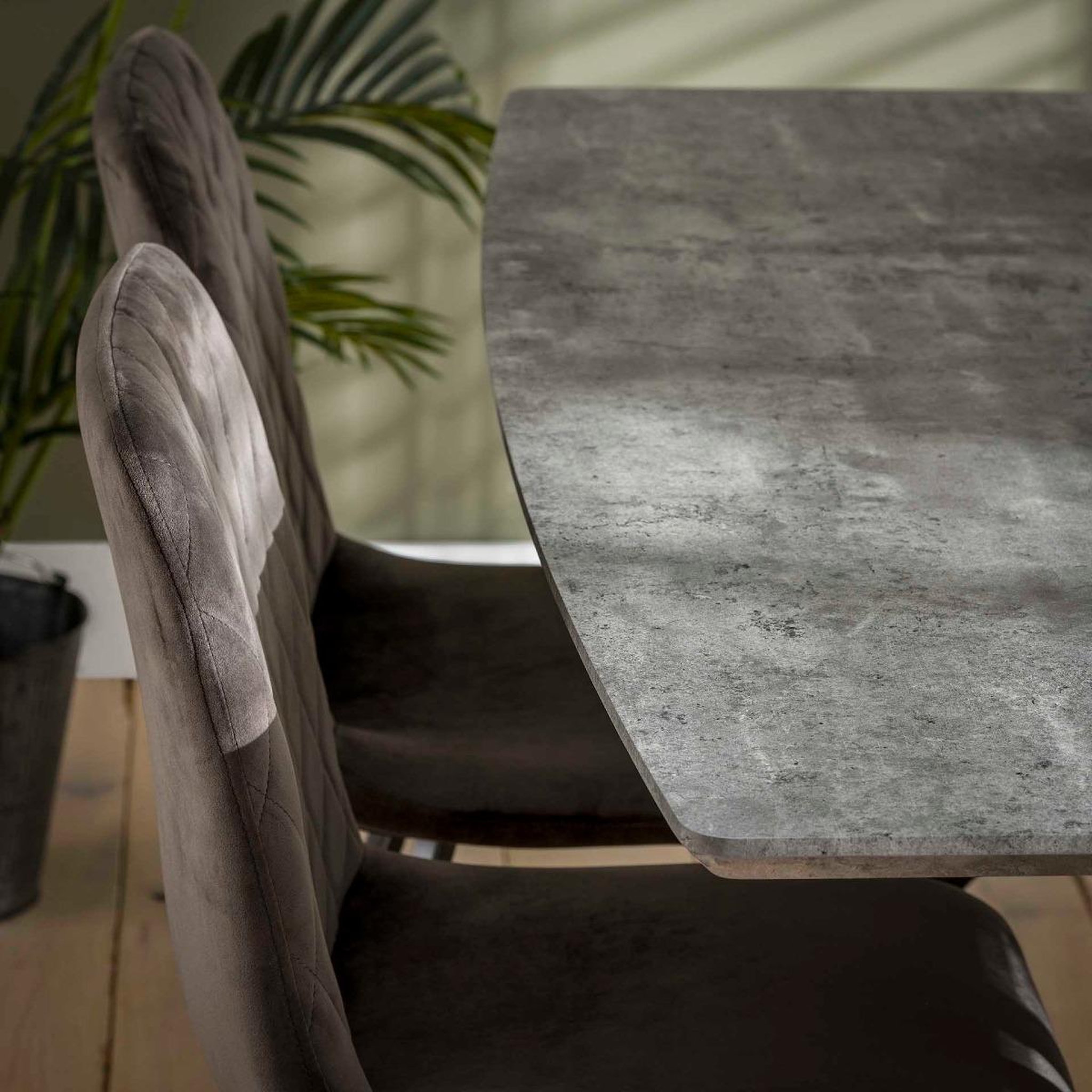 Voir la diapositive 3 : JLC KREATION Table de salle à manger contemporaine effet béton 160cm piro