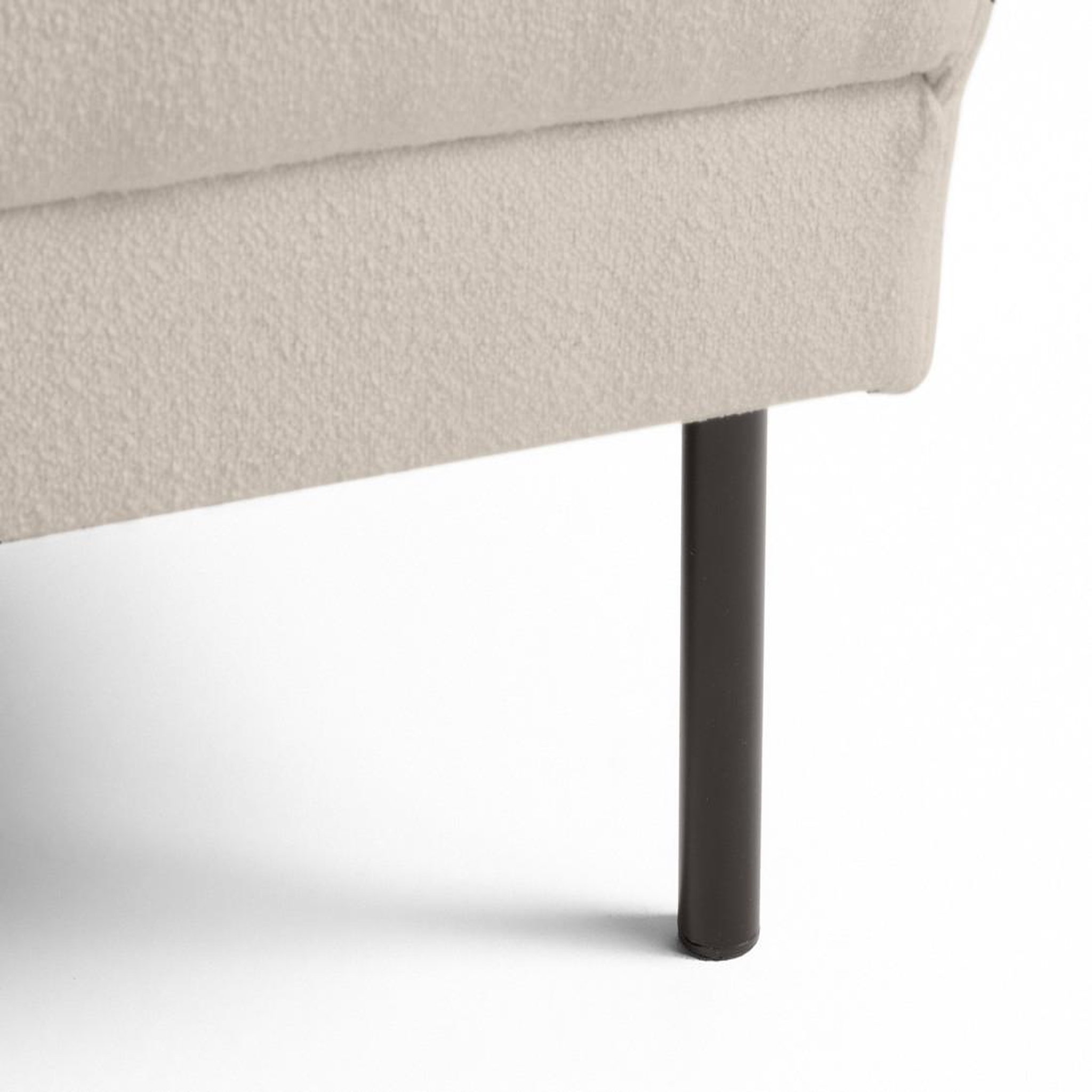 Voir la diapositive 4 : LISA DESIGN Charlie - pouf - pieds hauts - en tissu