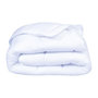 Voir la diapositive 5 : DODO Couette 240x260 cm DODO ALoe - Tempérée - 300G/m² - Couette 2 personnes - Douce et Confortable - Blanc