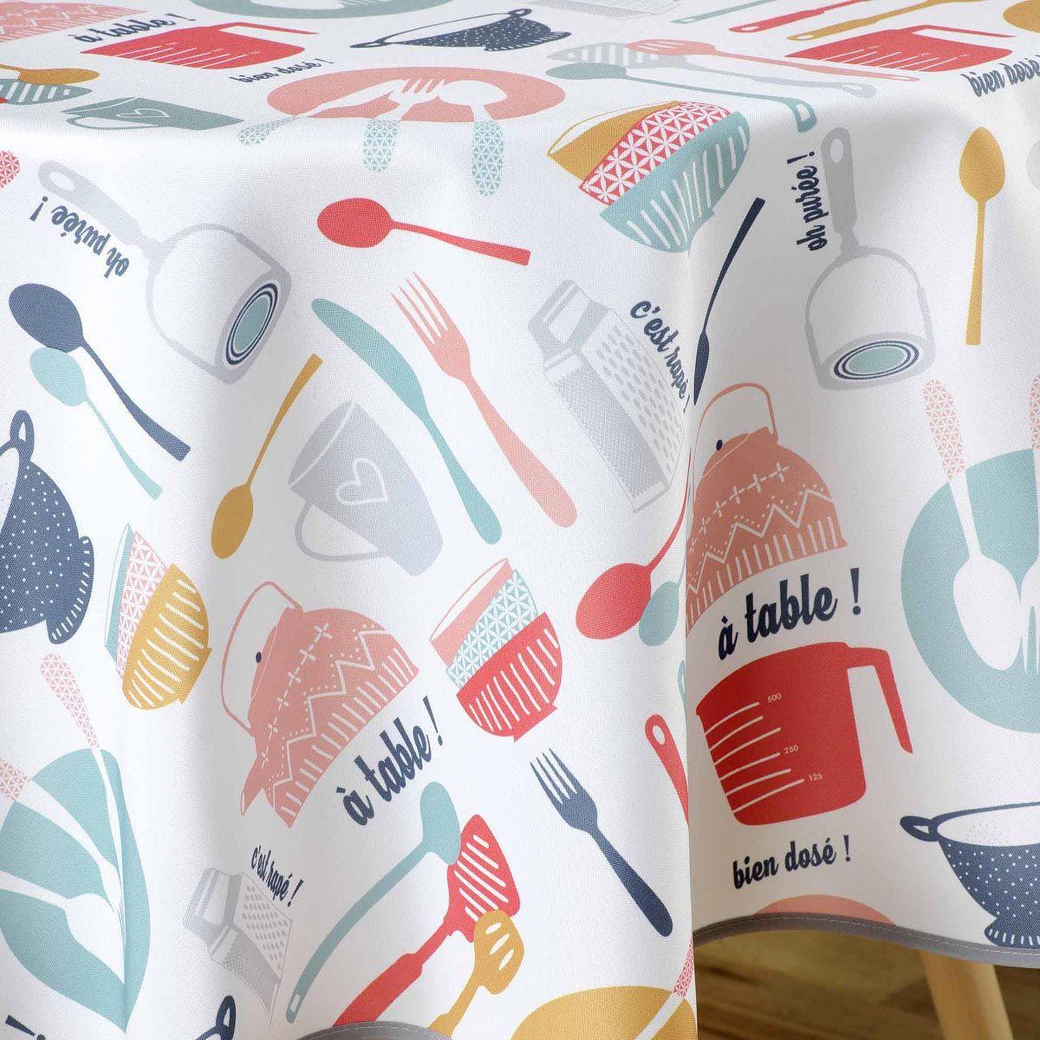 Voir la diapositive 2 : Douceur d'Intérieur Nappe ronde toile cirée  kitchen  160cm multicolore
