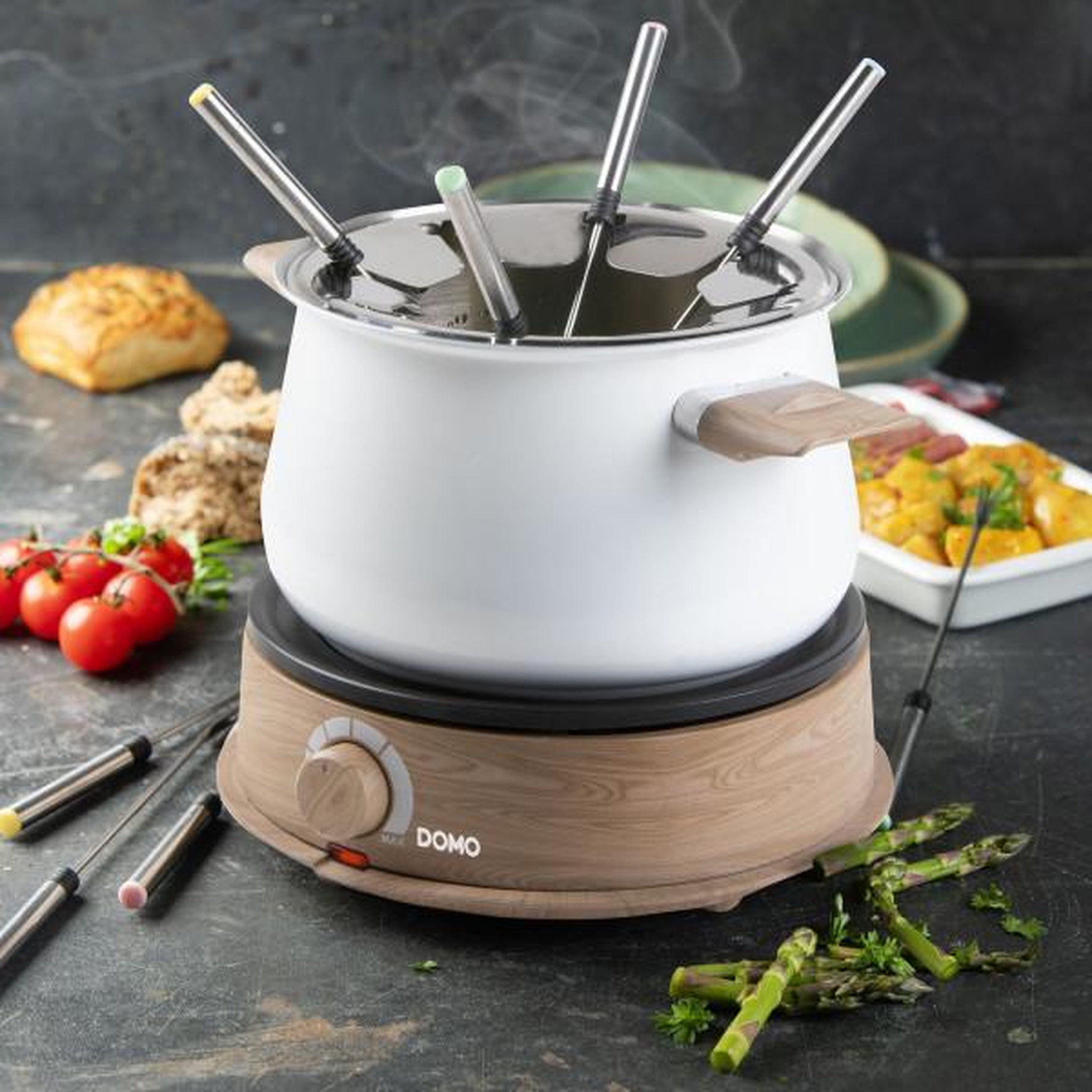 Voir la diapositive 4 : Domo Appareil à fondue Domo DO736F imitation bois