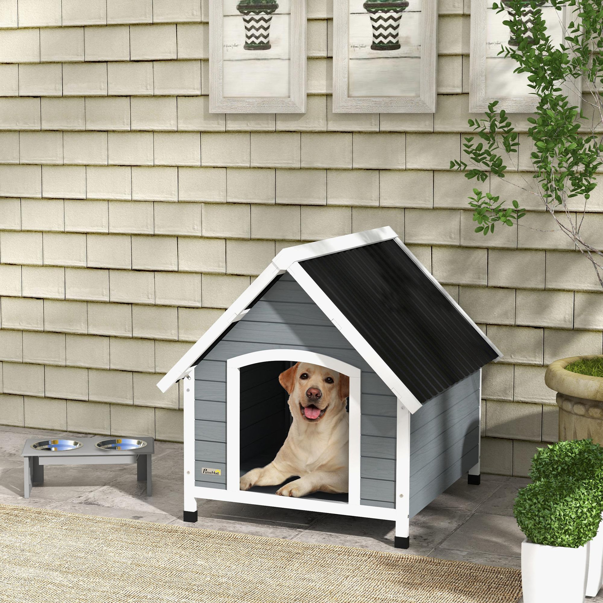 Voir la diapositive 2 : PAWHUT Niche pour chien design chalet sur pied - toit double pente, plancher amovible - plastique noir bois blanc gris