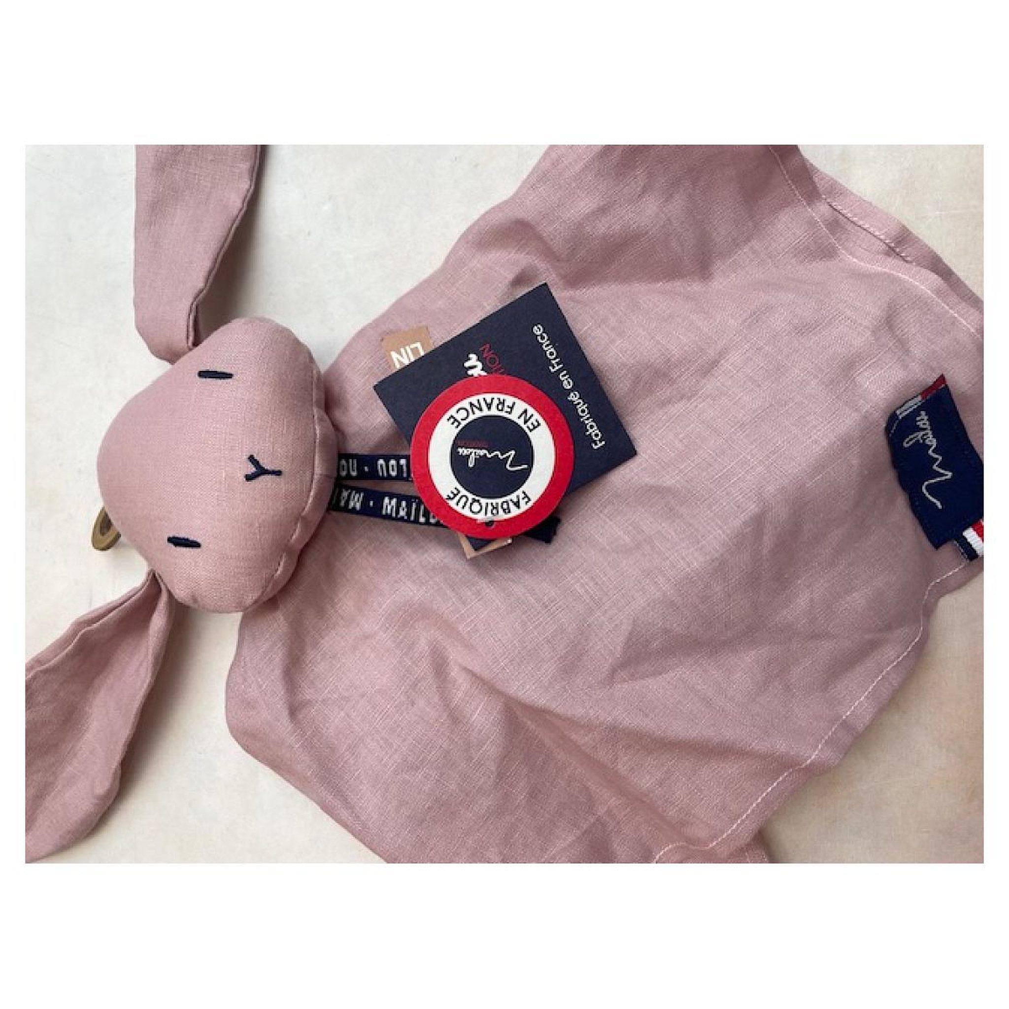 MAILOU Perlipoppette doudou lapin rose