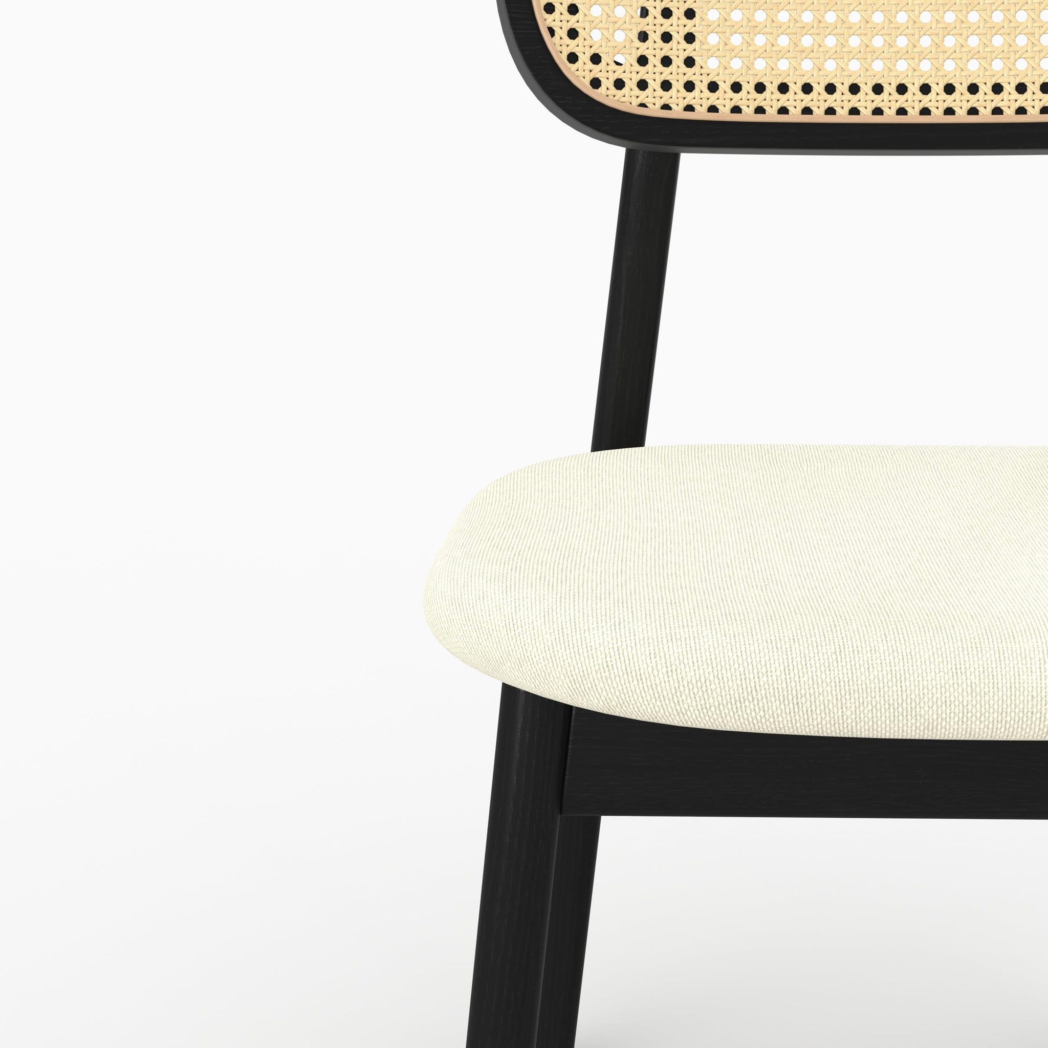 Voir la diapositive 6 : MAISON PAVANE Lot de 2 chaises en bois noir, tissu beige et rotin synthétique-maria