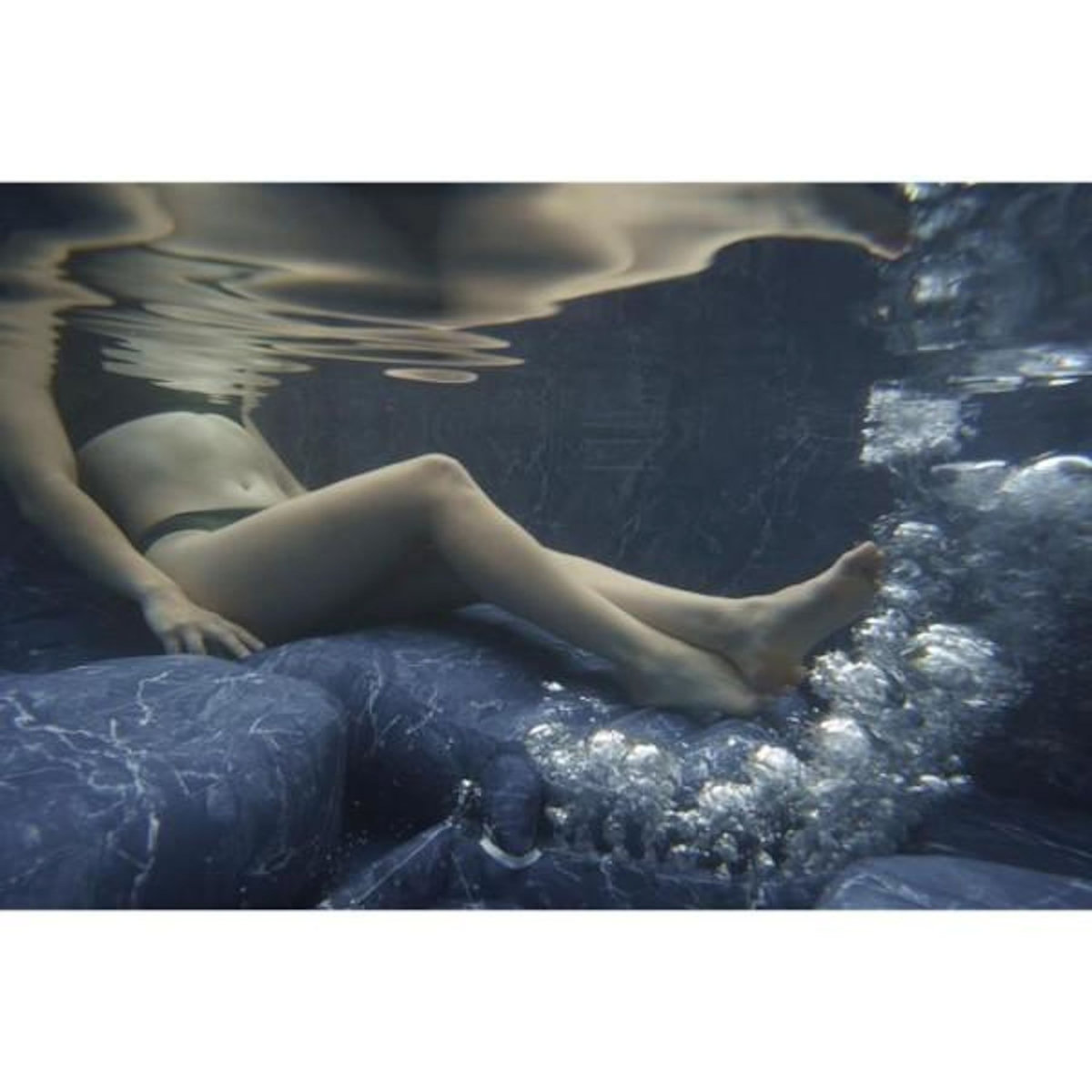 BESTWAY Spa gonflable BESTWAY - Lay-Z-Spa San Fransisco - Hydrojets - 230 x 230 x 71 cm - 5 a 7 places - Carré (couverture, 5 appuie-te